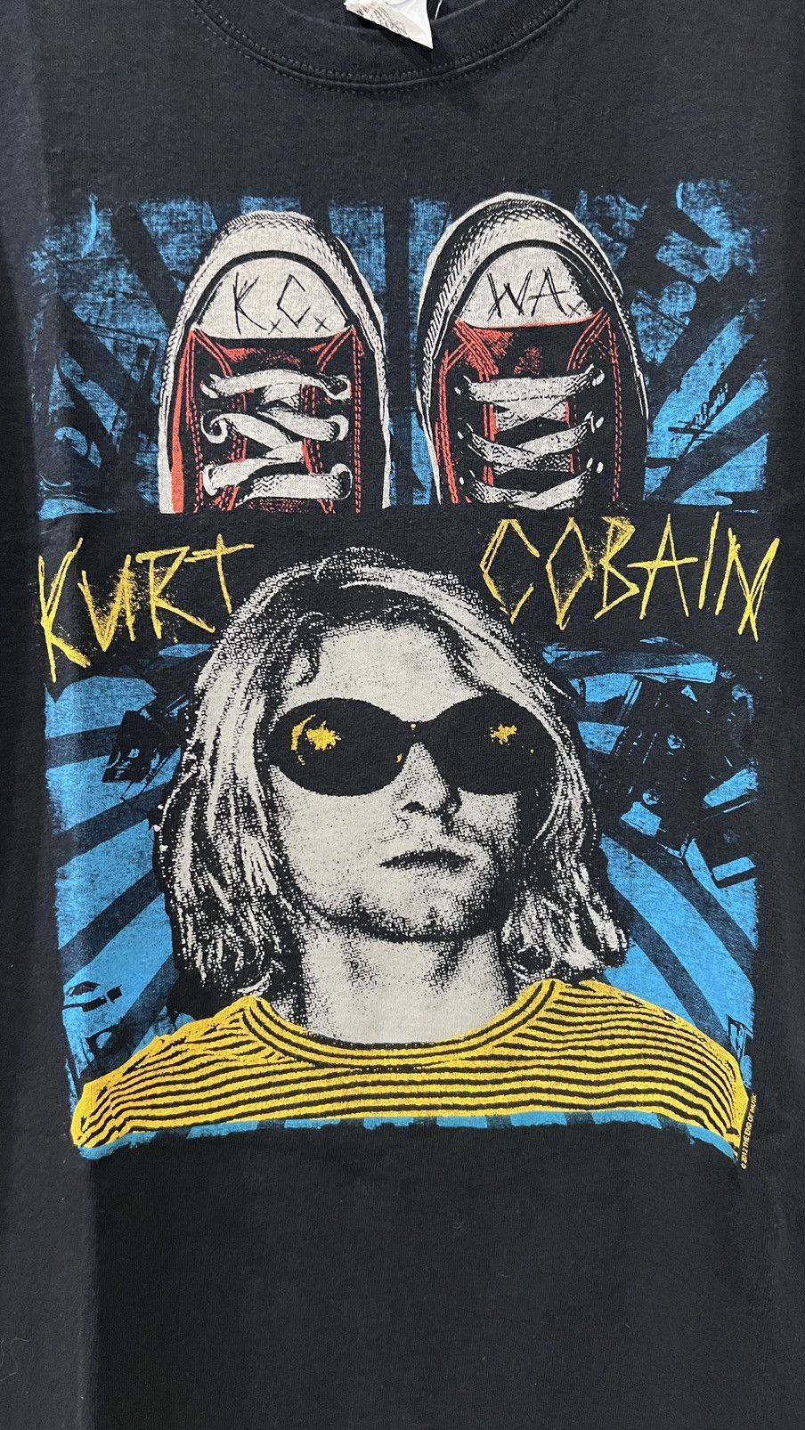 2012 Kurt Cobain The End of The Music TShirt size L