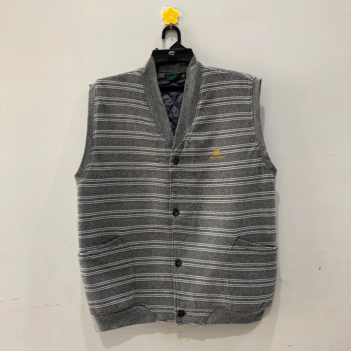 Japanese Brand × Lyle & Scott × Vintage LYLE & SCOTT Sleeveless Size L Size US L / EU 52-54 / 3 - 1 Thumbnail