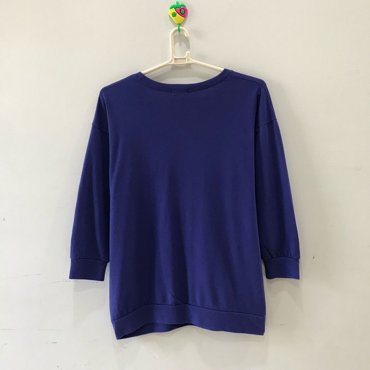 Cartoon Network × Disney × Japanese Brand DISNEY Sweatshirts DONALD DUCK Design Size 3L...Fits Size M Size US M / EU 48-50 / 2 - 7 Thumbnail