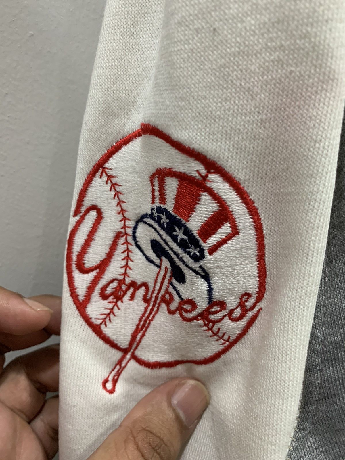 MLB × New York Yankees × Starter STARTER NEW YORK YANKESS Sweatshirts Size L Fits XXL Size US XXL / EU 58 / 5 - 6 Thumbnail