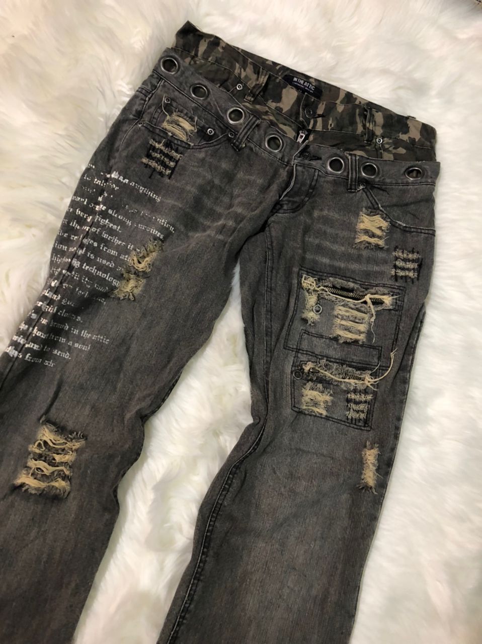 Designer Double Waist Distressed Insparational by TRAVIS SCHOTT Size US 32 / EU 48 - 6 Thumbnail