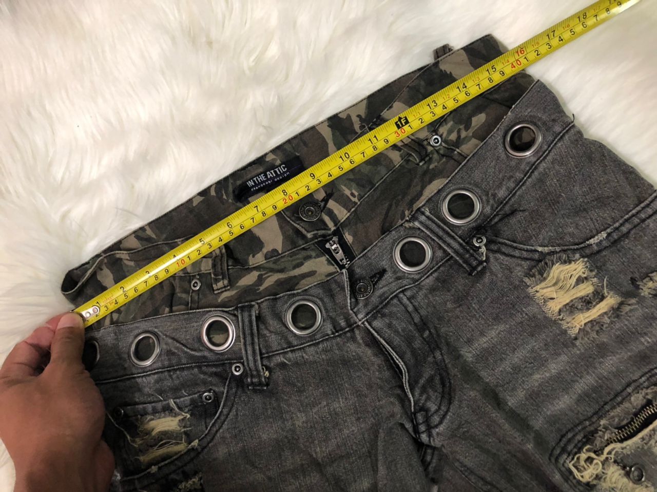 Designer Double Waist Distressed Insparational by TRAVIS SCHOTT Size US 32 / EU 48 - 8 Thumbnail