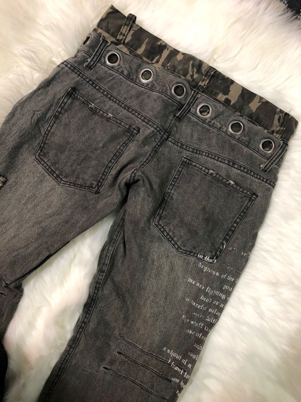 Designer Double Waist Distressed Insparational by TRAVIS SCHOTT Size US 32 / EU 48 - 2 Thumbnail
