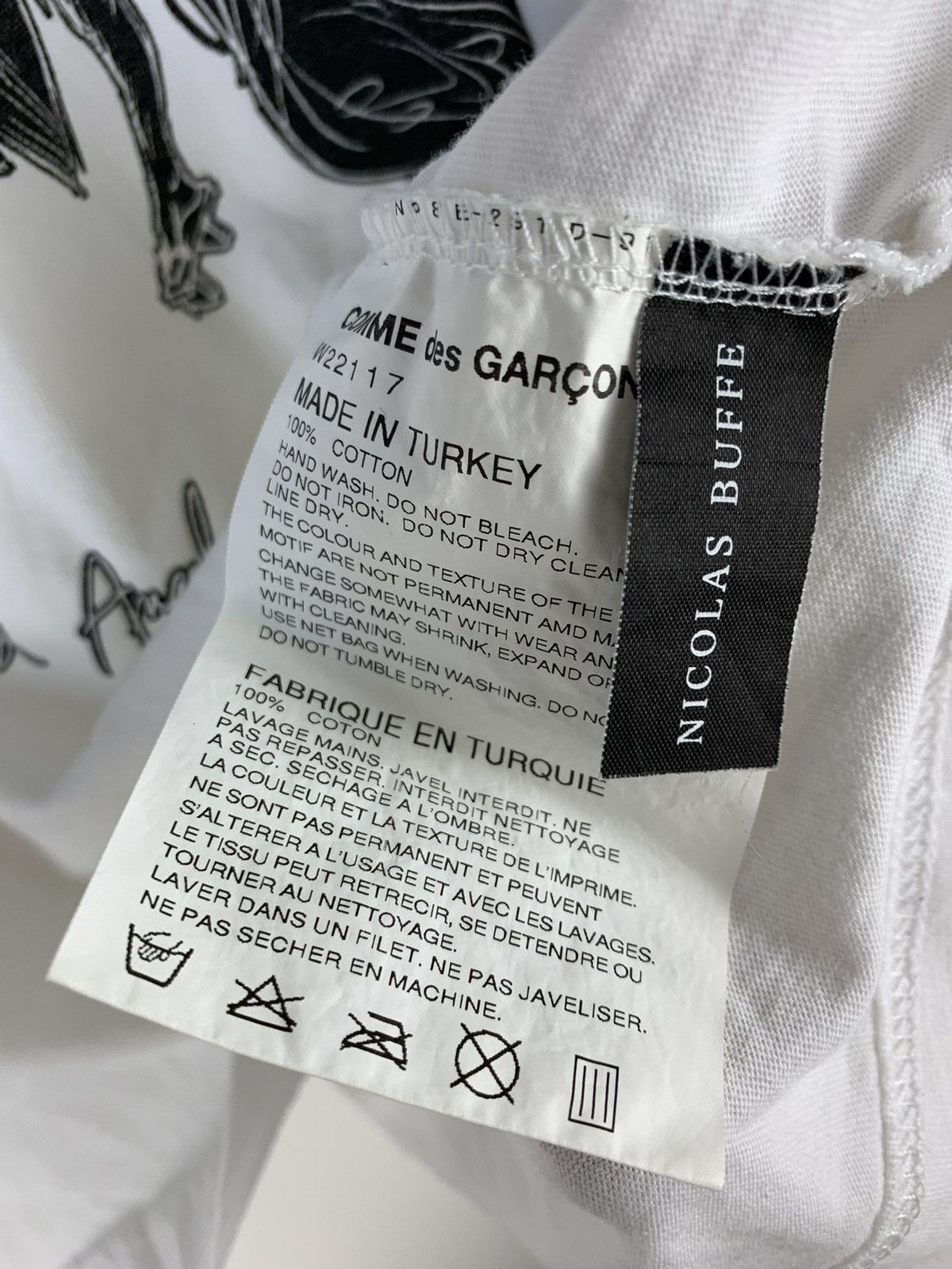 Comme des Garcons SHIRT Comme des garcons nicolas buffe tee Size US S / EU 44-46 / 1 - 4 Thumbnail