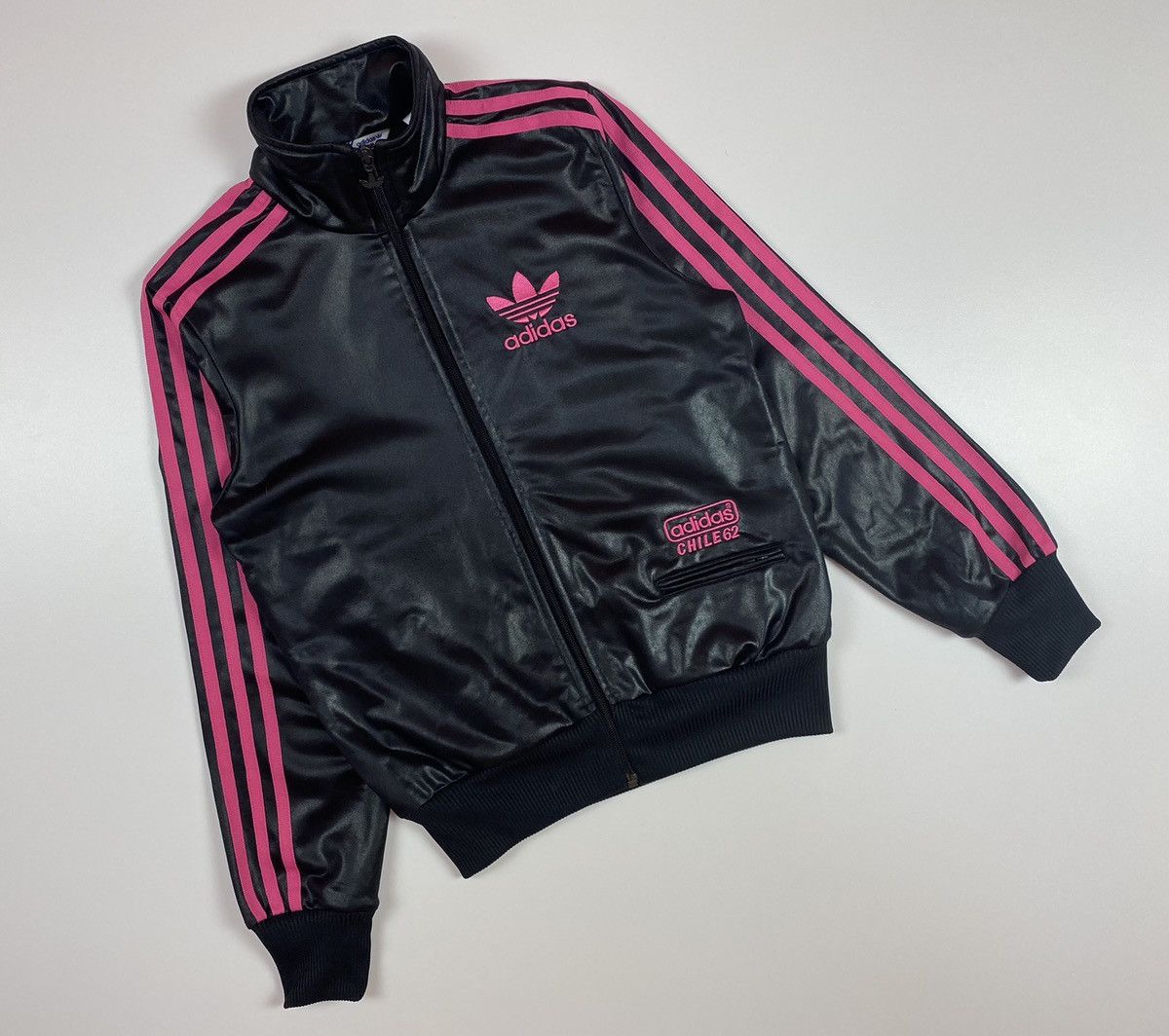 Adidas chile 62 track top clearance