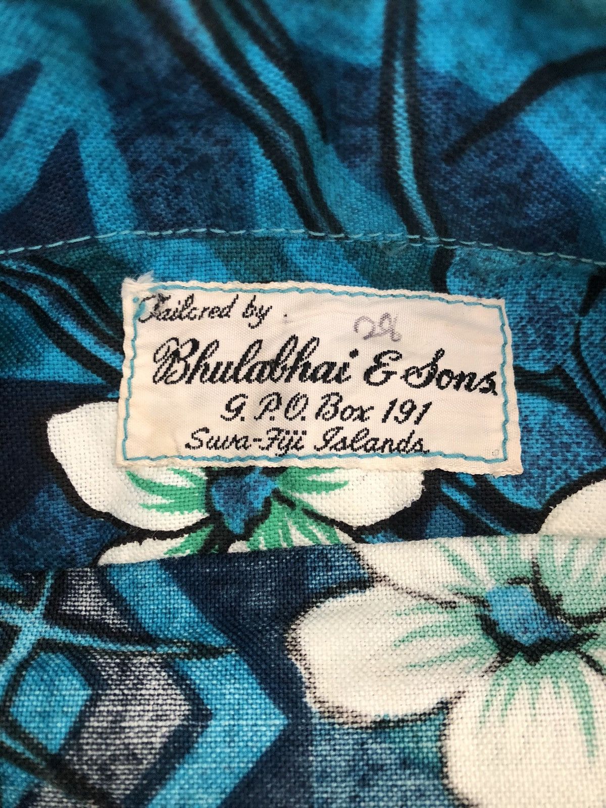 Vintage Vtg 70s Bhulabhai & Sons Hoffman California Hawaiian Shirt Size US M / EU 48-50 / 2 - 20 Thumbnail