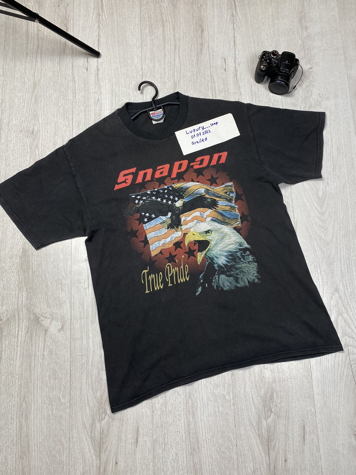 Vintage Vintage Single stitch Washed Snap on Tee Eagle made in Usa Size US S / EU 44-46 / 1 - 6 Thumbnail