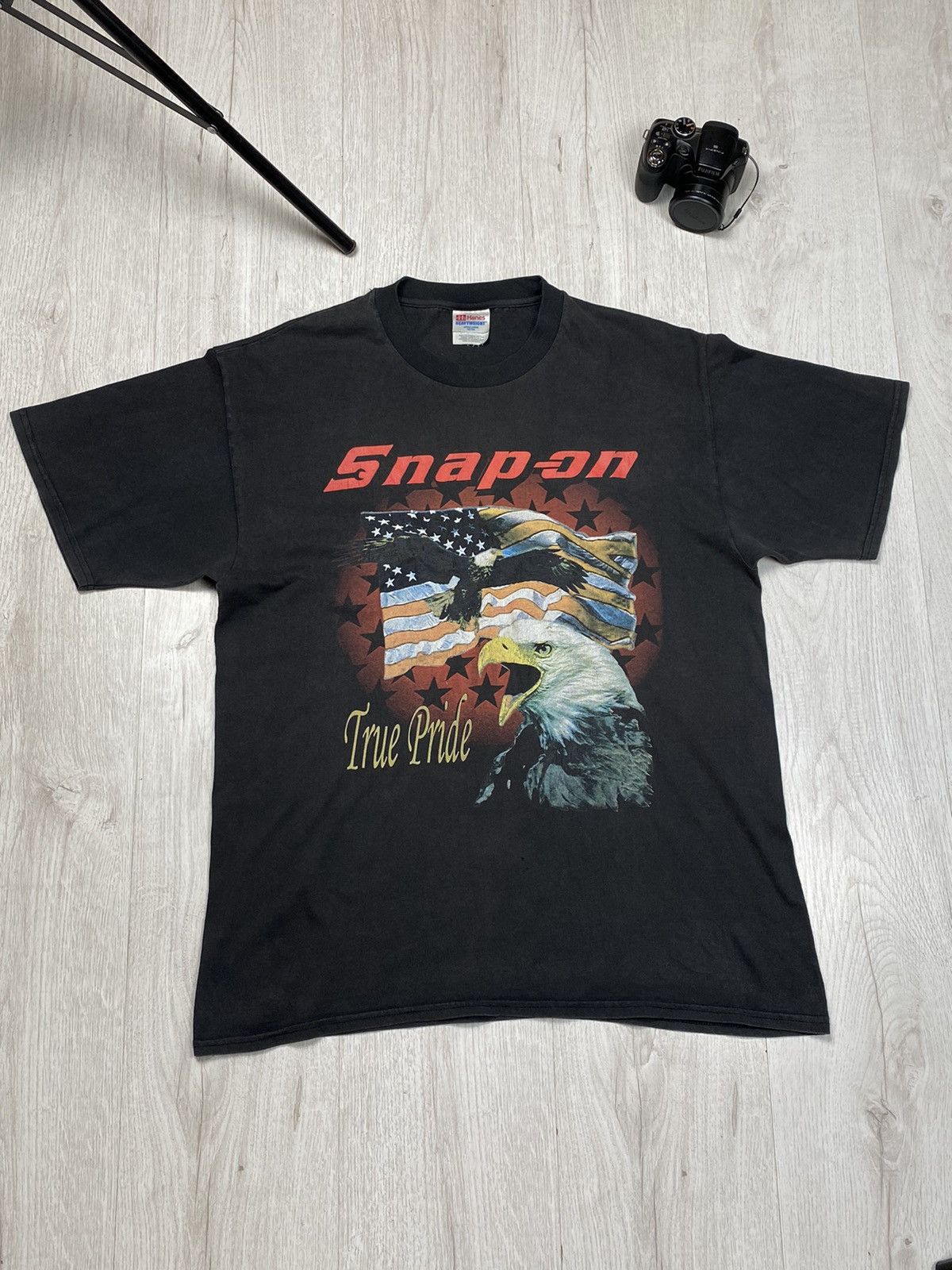 Vintage Vintage Single stitch Washed Snap on Tee Eagle made in Usa Size US S / EU 44-46 / 1 - 3 Thumbnail