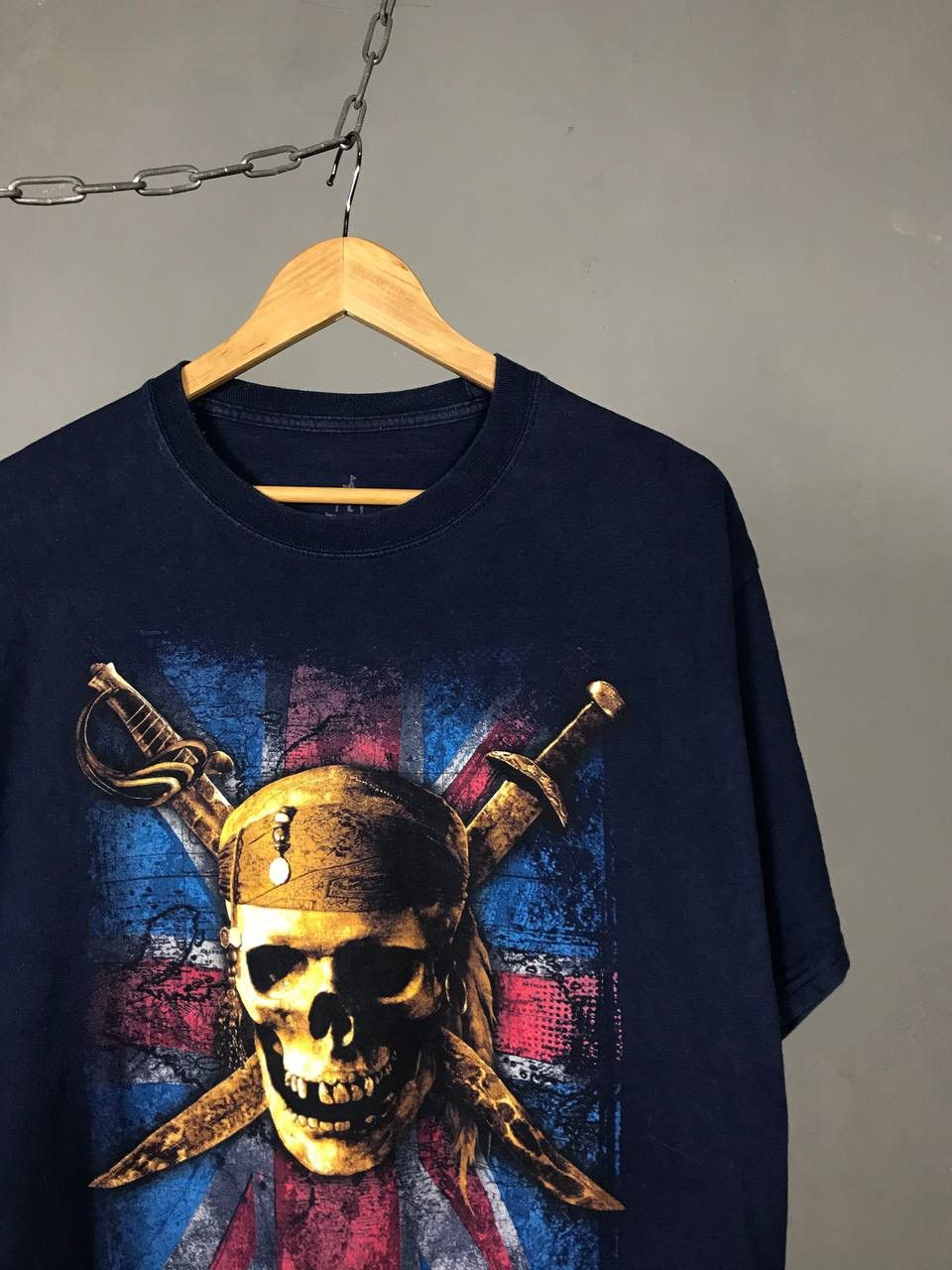 Disney Pirates of the Caribbean Disney vintage cult movie tee Size US L / EU 52-54 / 3 - 2 Thumbnail