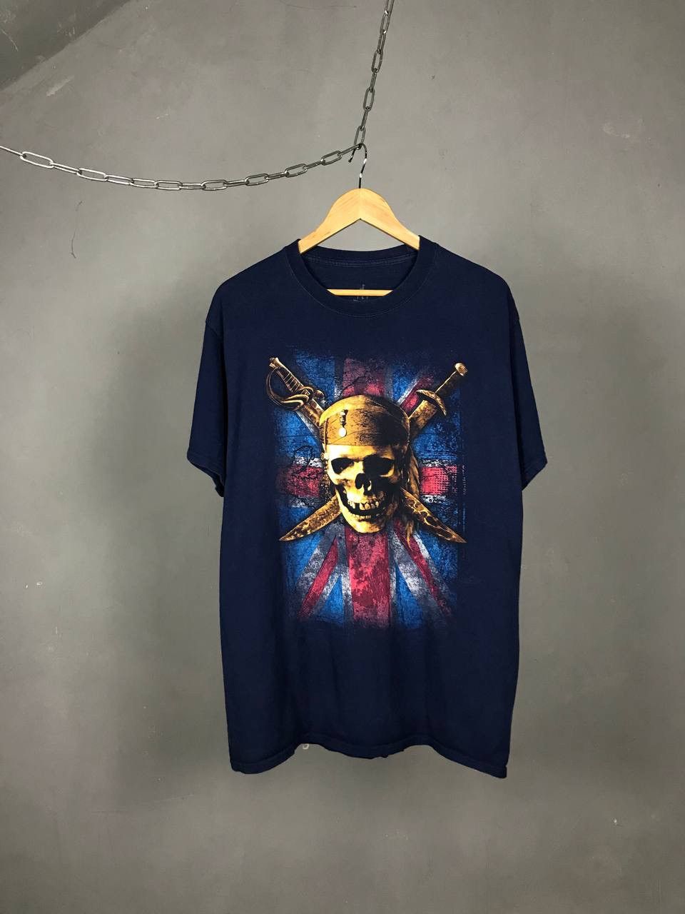 Disney Pirates of the Caribbean Disney vintage cult movie tee Size US L / EU 52-54 / 3 - 1 Thumbnail