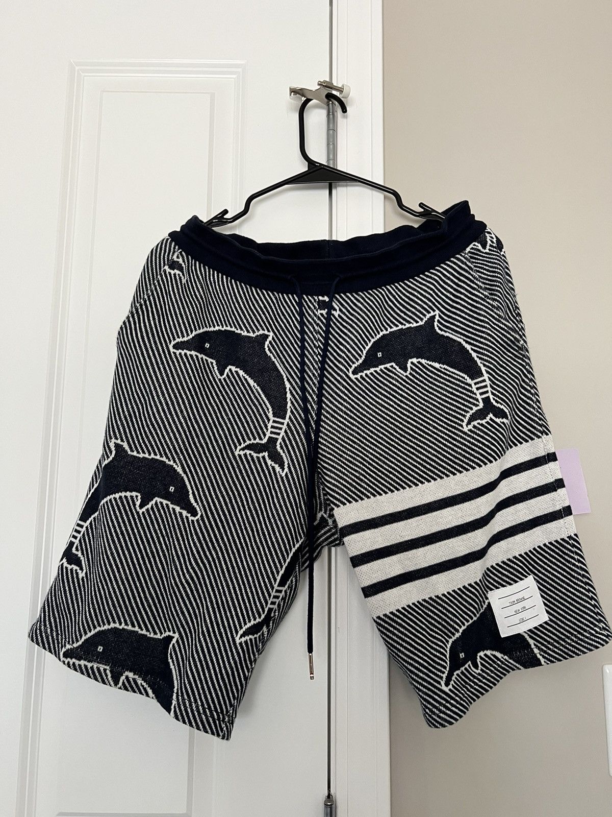 Thom Browne Thom Browne Navy cotton dolphin 4 bar sweatshorts 
