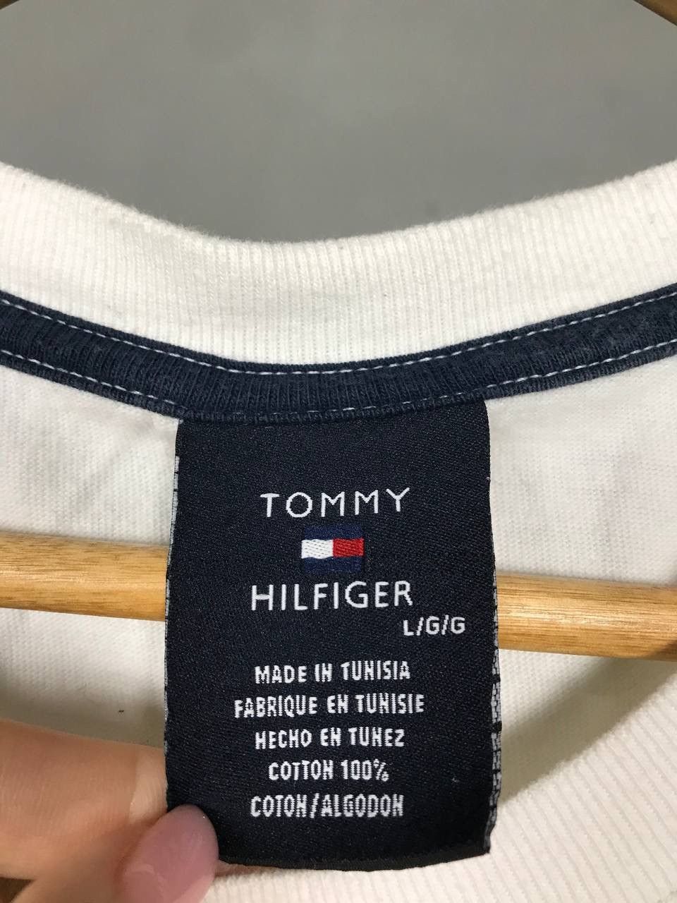 Tommy Hilfiger × Vintage Tommy Hilfiger vintage luxury streetwear tee Size US M / EU 48-50 / 2 - 3 Thumbnail