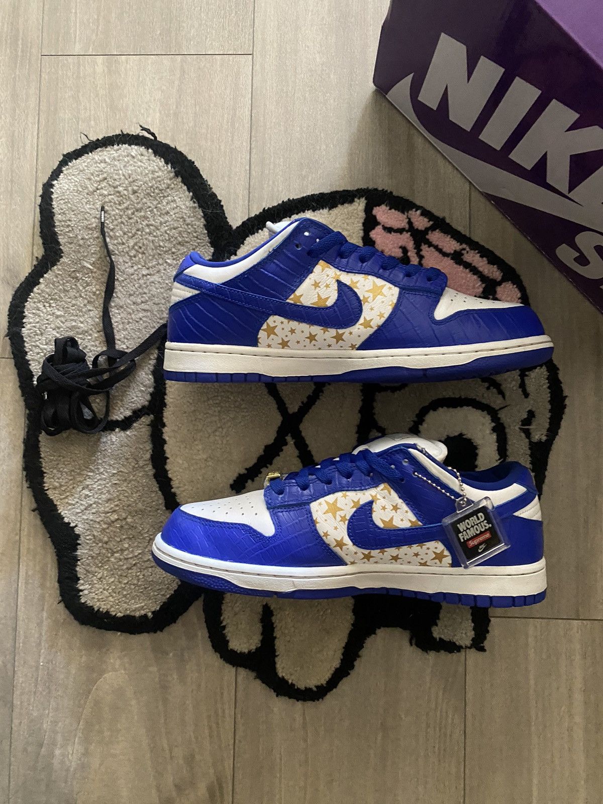 Nike Nike Sb Dunk Low Supreme Stars Hyper Royal Size US 8 / EU 41 - 3 Thumbnail