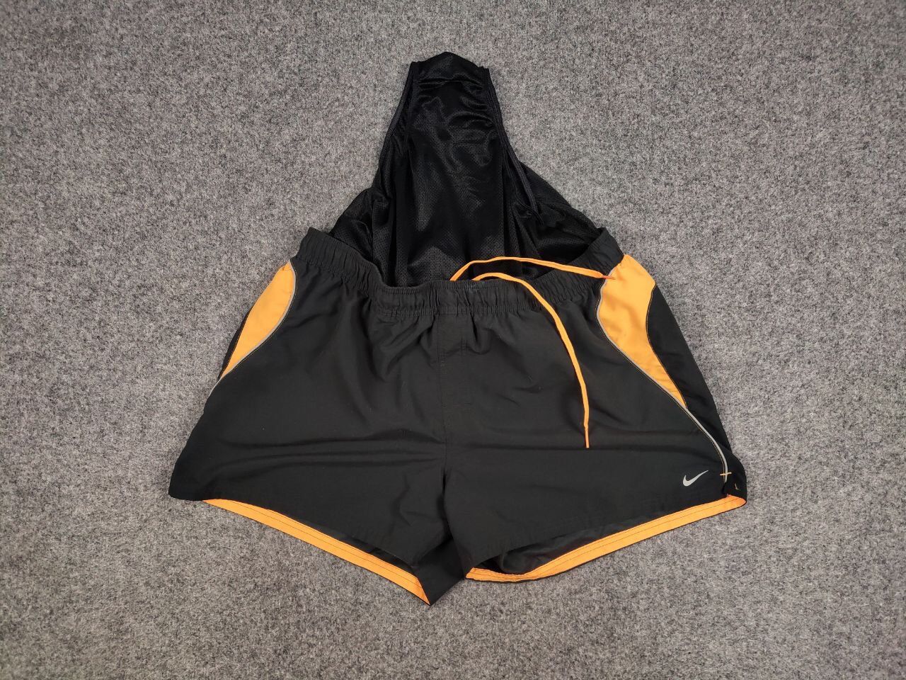 Nike Vintage Nike Shorts Gray Logo swoosh casual Y2K Streetwear Size US 36 / EU 52 - 11 Thumbnail