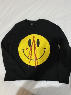 Vlone smiley face outlet shirt