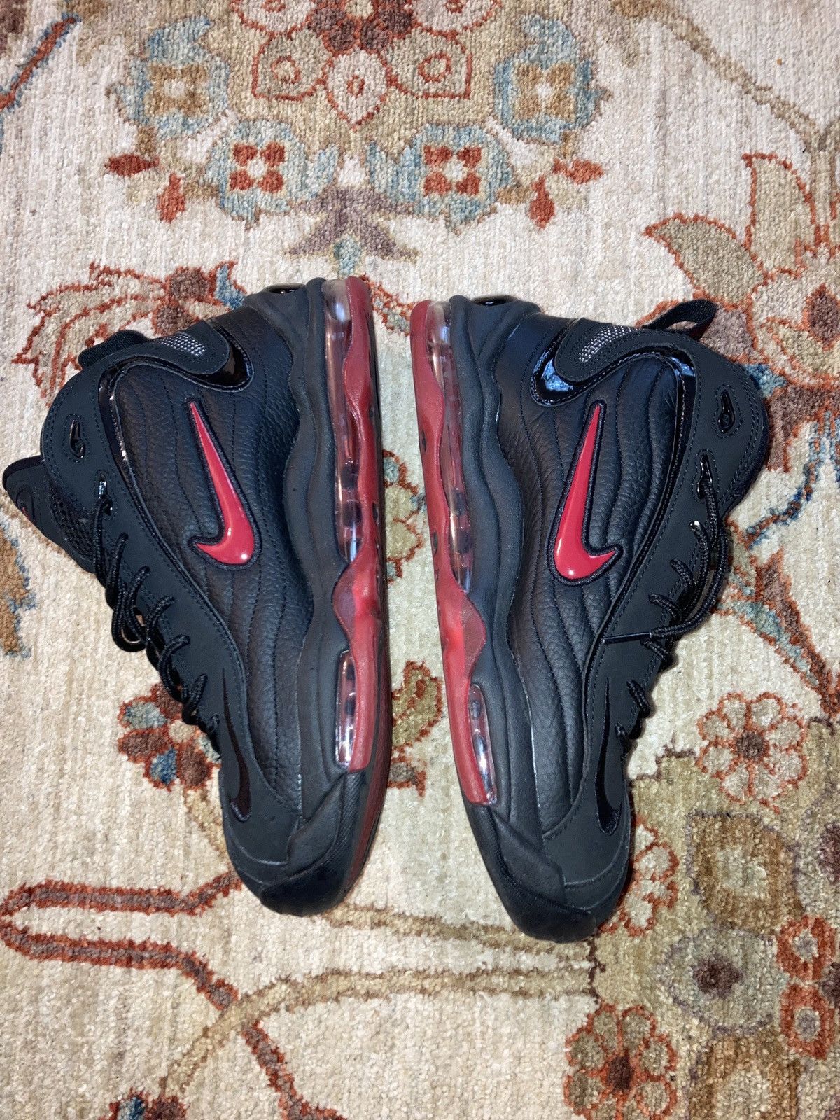 Nike Total Air Uptempo Red Black Sz 9.5 Like NEW