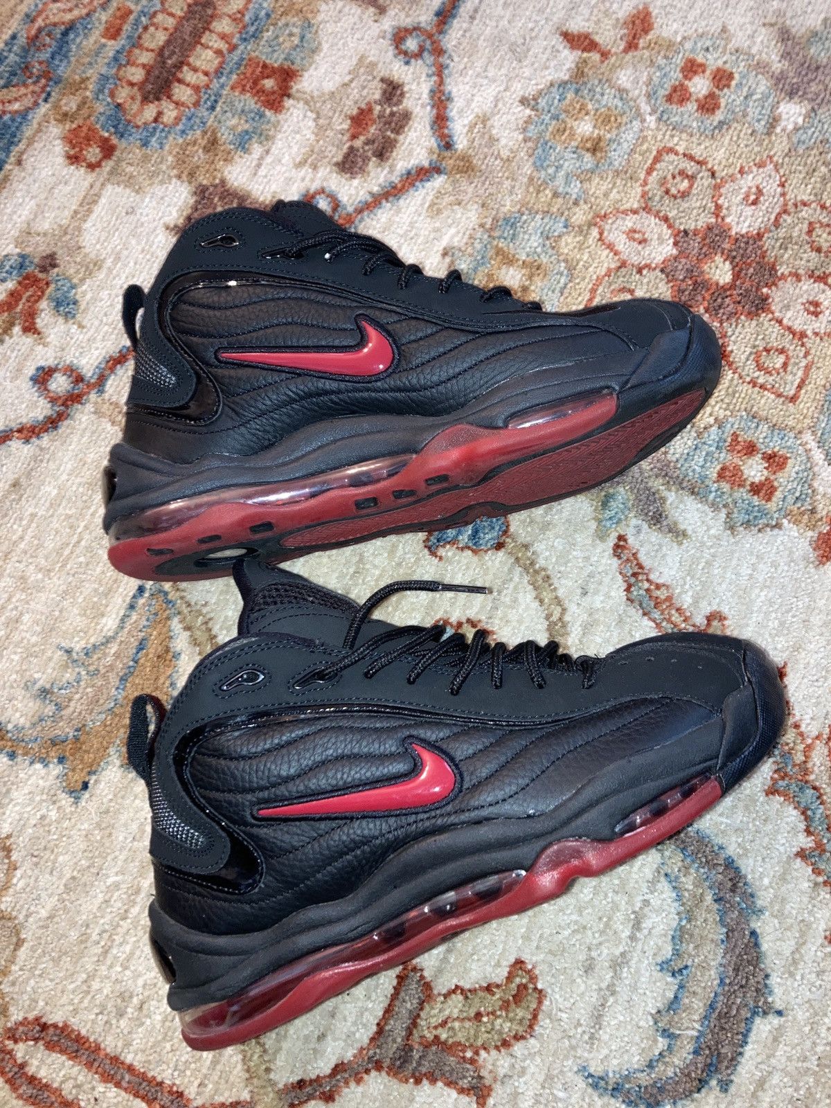 Nike Total Air Uptempo Red Black Sz 9.5 Like NEW