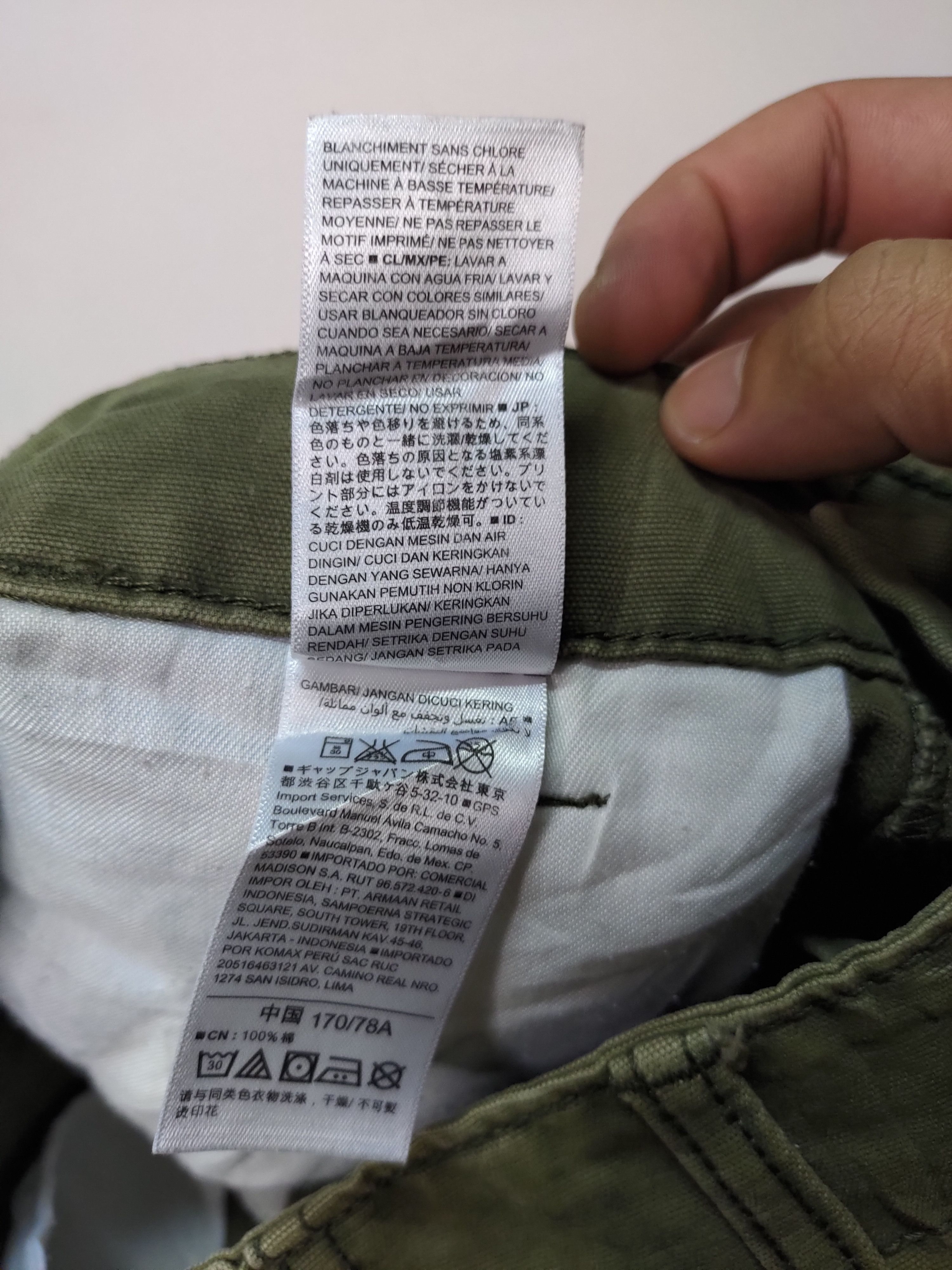Japanese Brand × Old Navy Vintage Old Navy Cargo Workers Tactical Cargopants Trousers Size US 32 / EU 48 - 3 Thumbnail