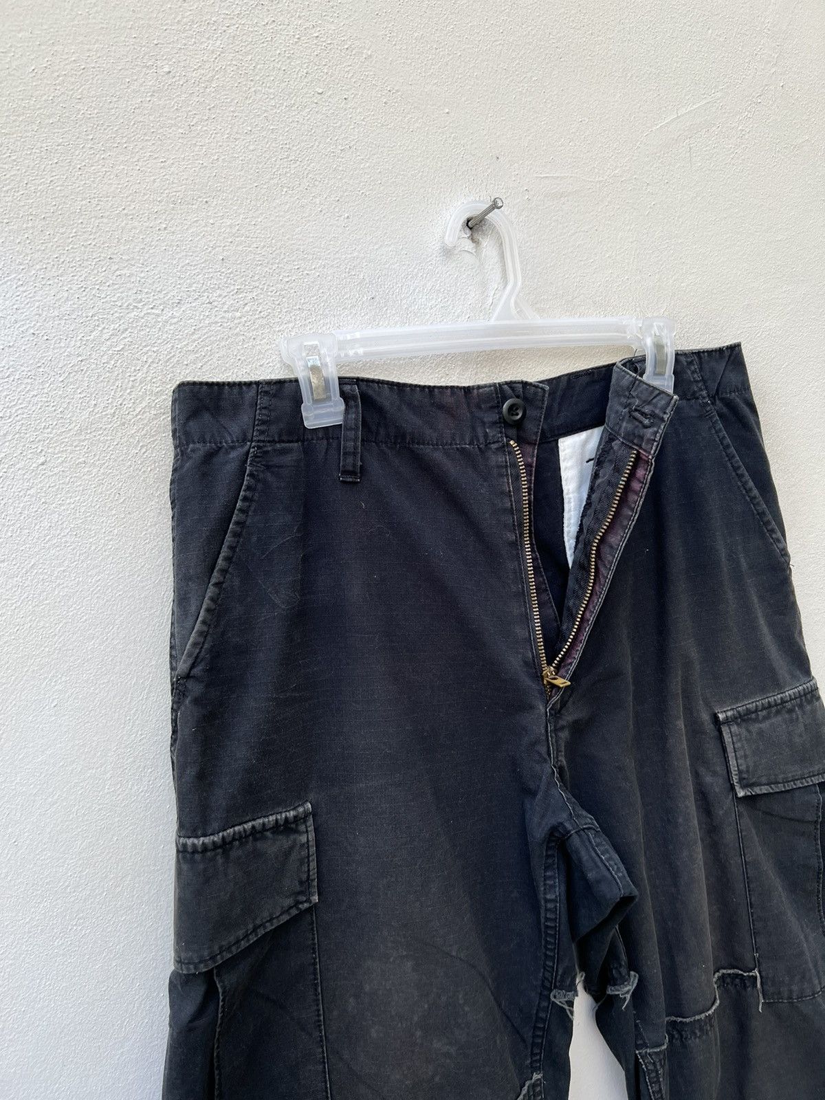 Devilock Vintage Devilock Japan Distress Sun Fade Black Cargo Short Size US 33 - 6 Thumbnail