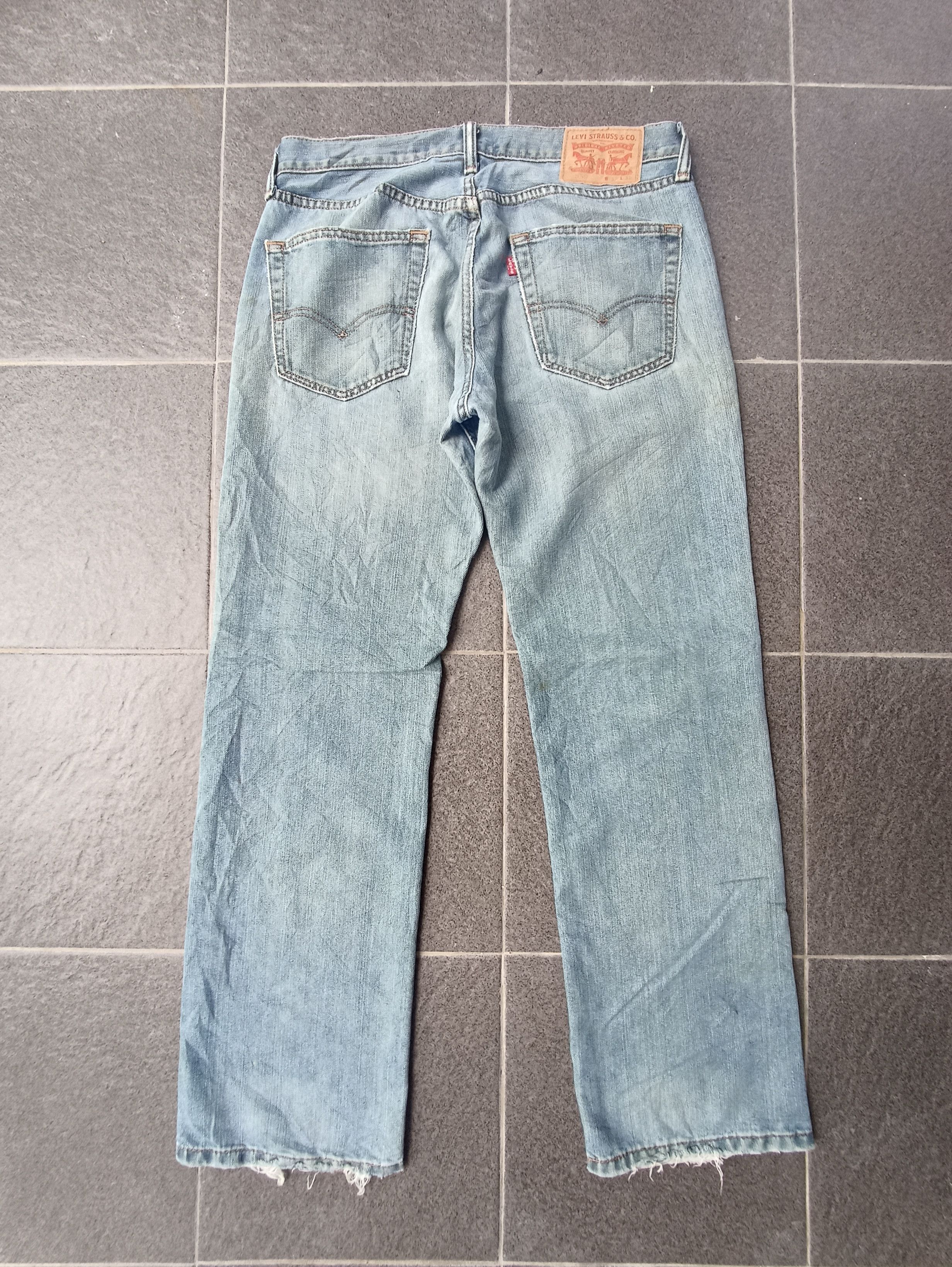 Jean × Levi's × Vintage Vintage Levis 559 Blue Wash Jeans - J195 Size US 33 - 2 Thumbnail