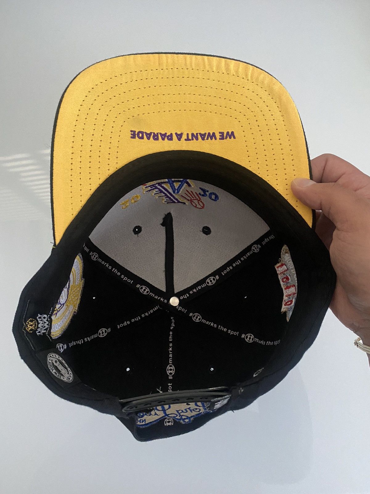 Twnty Two TWNTY TWO LA LAKERS/DODGERS PARADE HAT *brand new Twnty Two TWNTY TWO LA LAKERS/DODGERS PARADE HAT *brand new