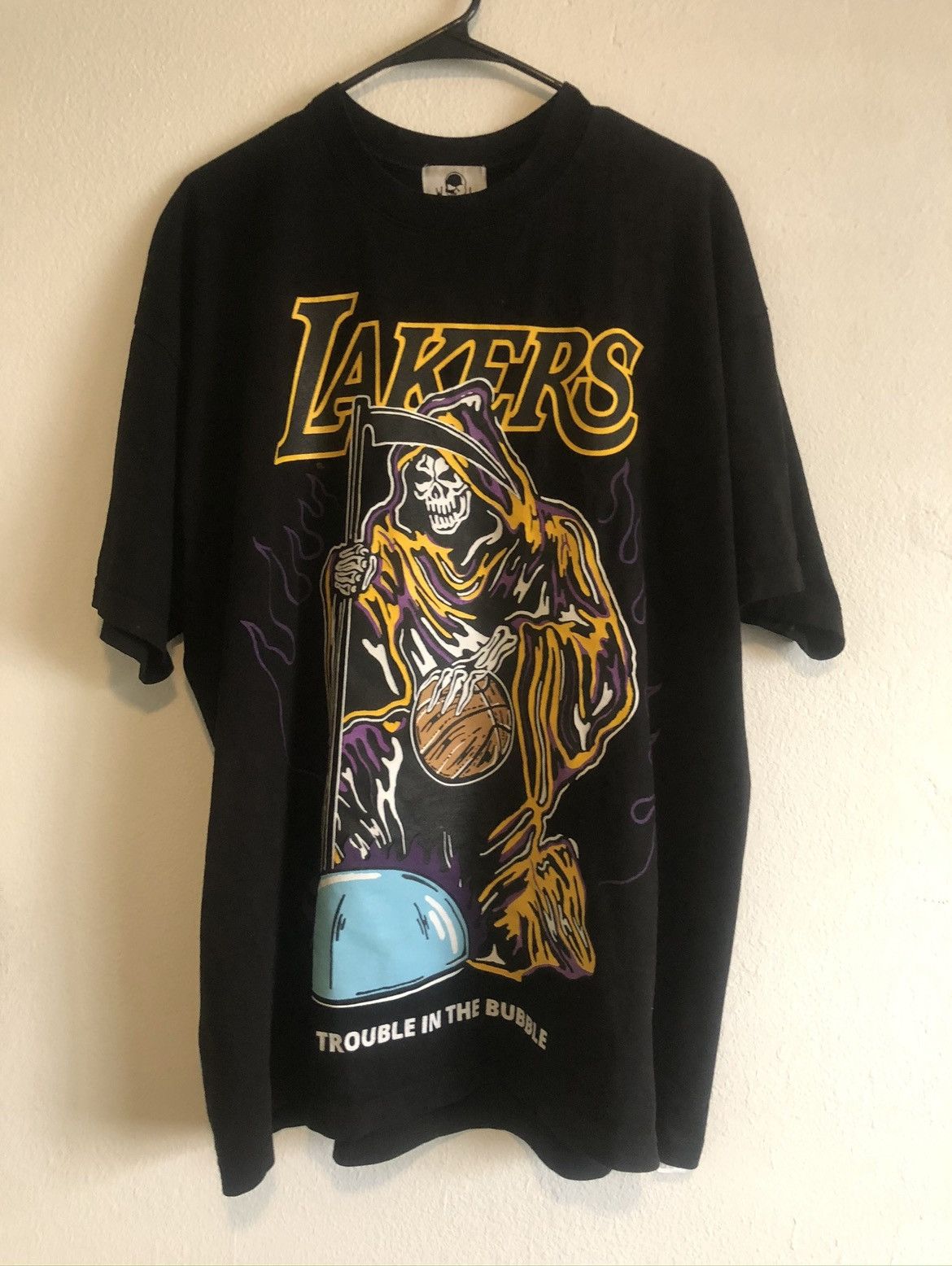 Warren Lotas Warren Lotas lakers”trouble in the bubble” | Grailed