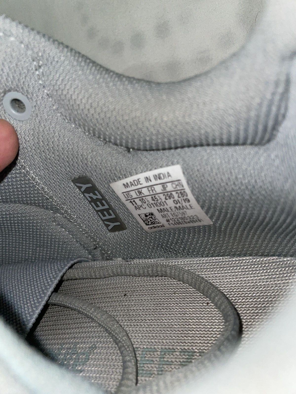 Adidas × Kanye West Yeezy 700 Inertia 2019 Size 11 Size US 11 / EU 44 - 6 Thumbnail
