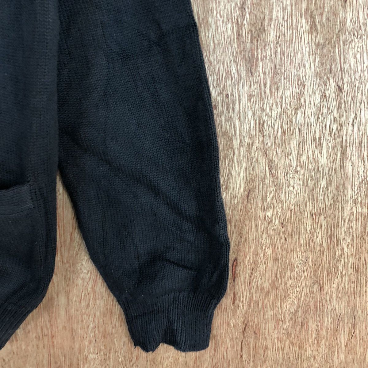 Homespun Knitwear Uniqlo Black plain knitwear Cardigan #H459 Size US M / EU 48-50 / 2 - 4 Thumbnail