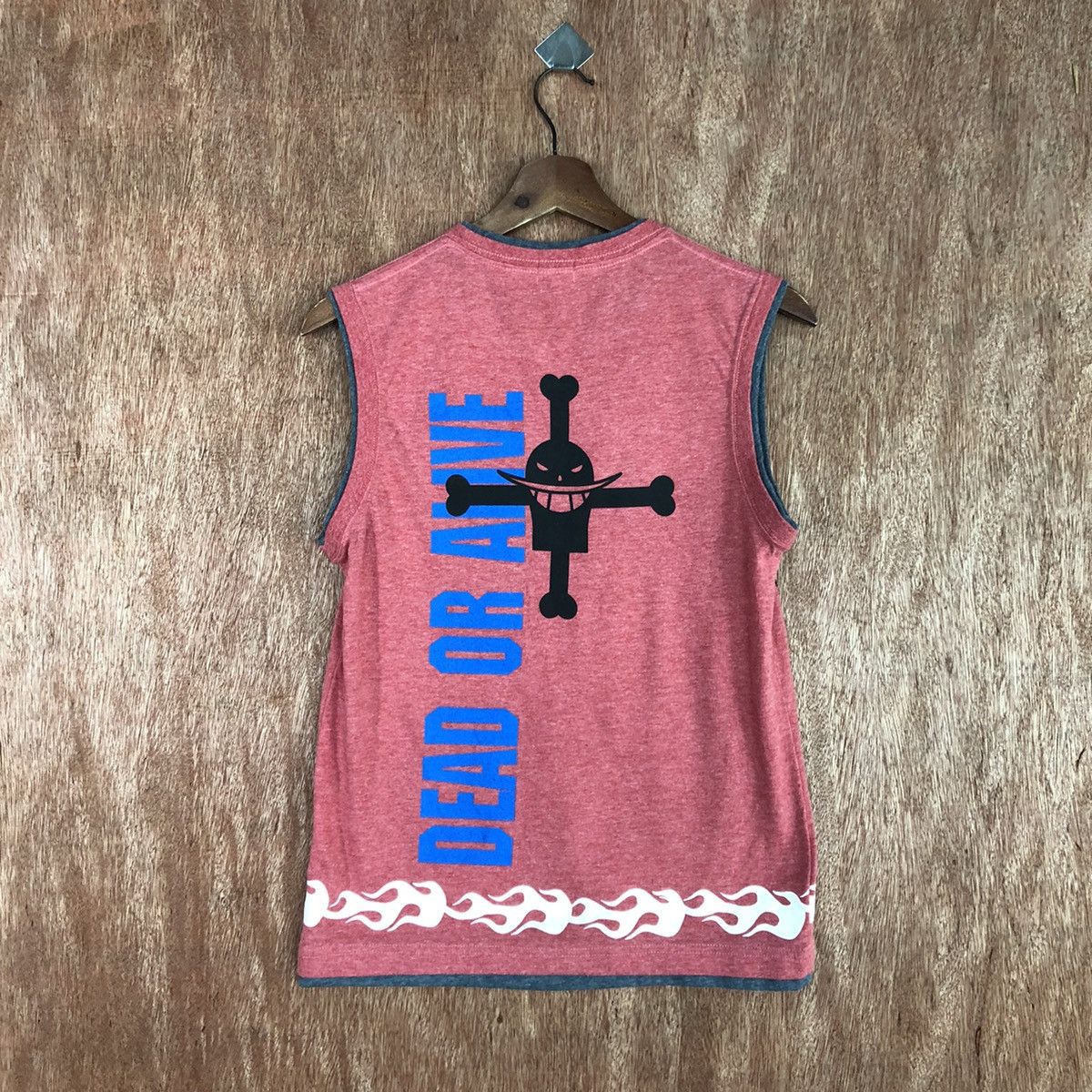 Anime One Piece WhiteBeard Pirate Red Vest knit #H453 Size US XS / EU 42 / 0 - 10 Thumbnail