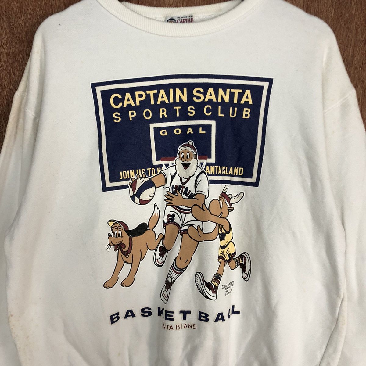 Captain Santors Captain Santa basketballl vintage White Sweatshirt #H396 Size US M / EU 48-50 / 2 - 10 Thumbnail
