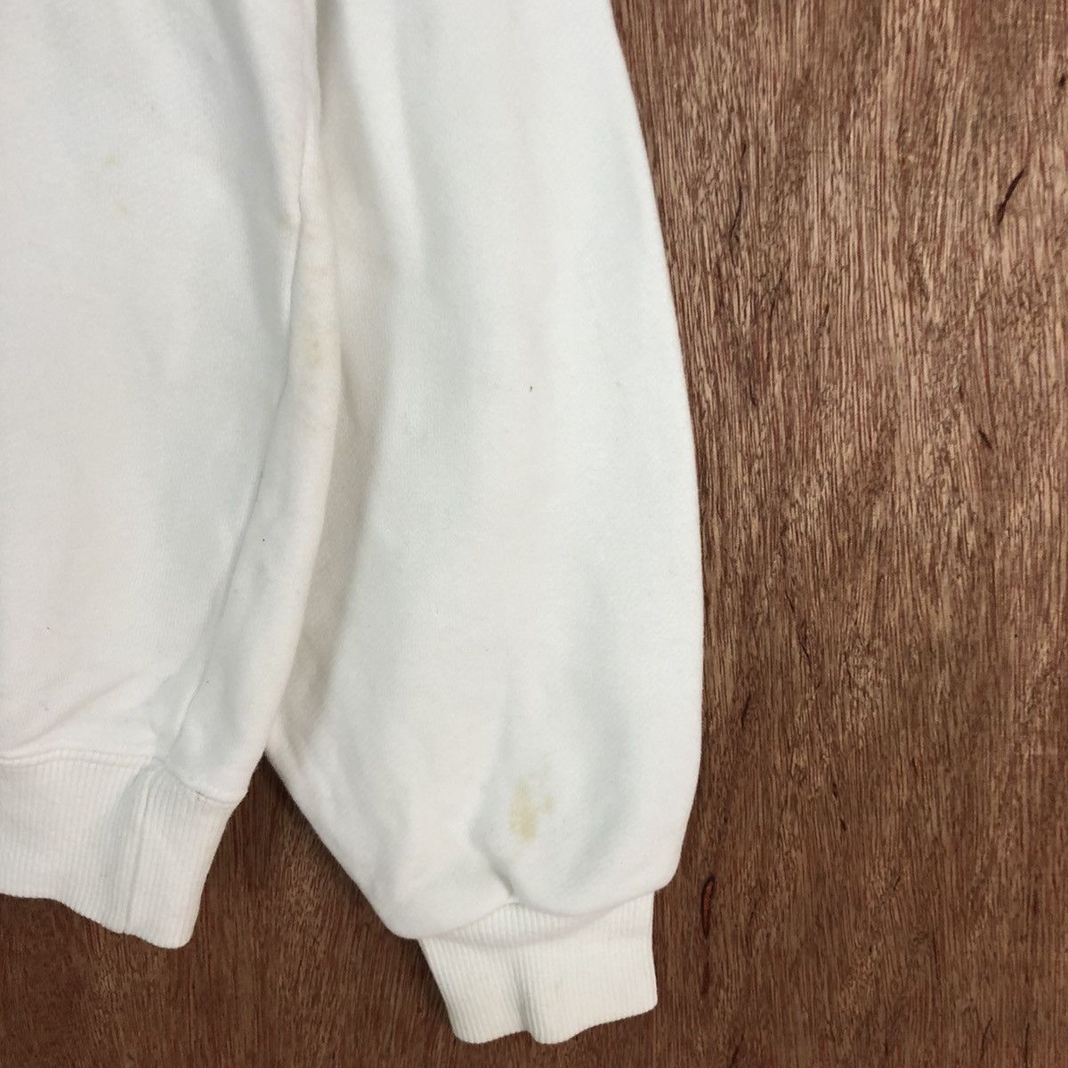 Captain Santors Captain Santa basketballl vintage White Sweatshirt #H396 Size US M / EU 48-50 / 2 - 4 Thumbnail