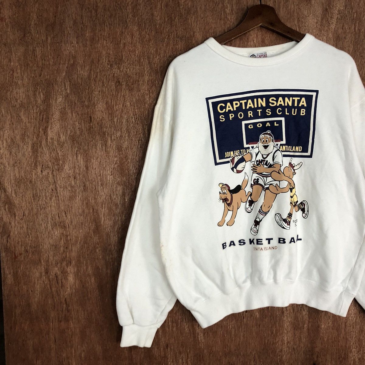 Captain Santors Captain Santa basketballl vintage White Sweatshirt #H396 Size US M / EU 48-50 / 2 - 7 Thumbnail