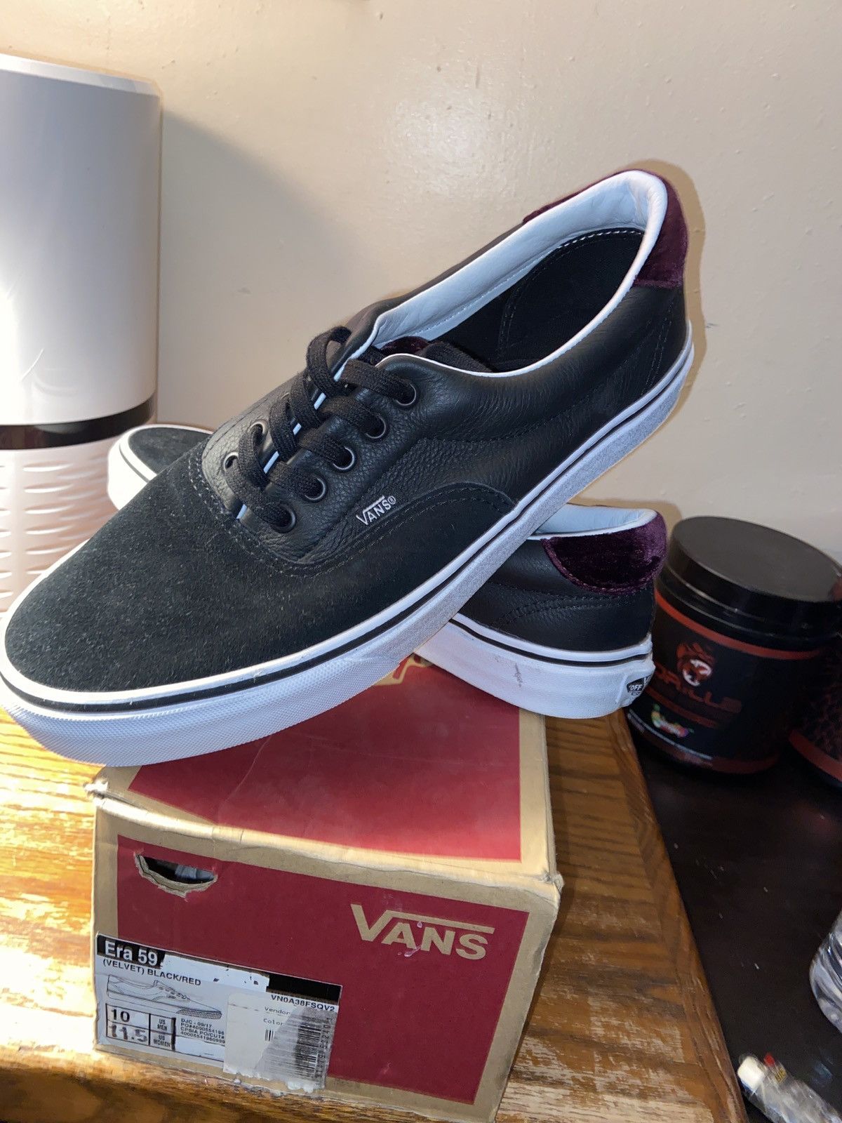 Vans era 59 velvet sales