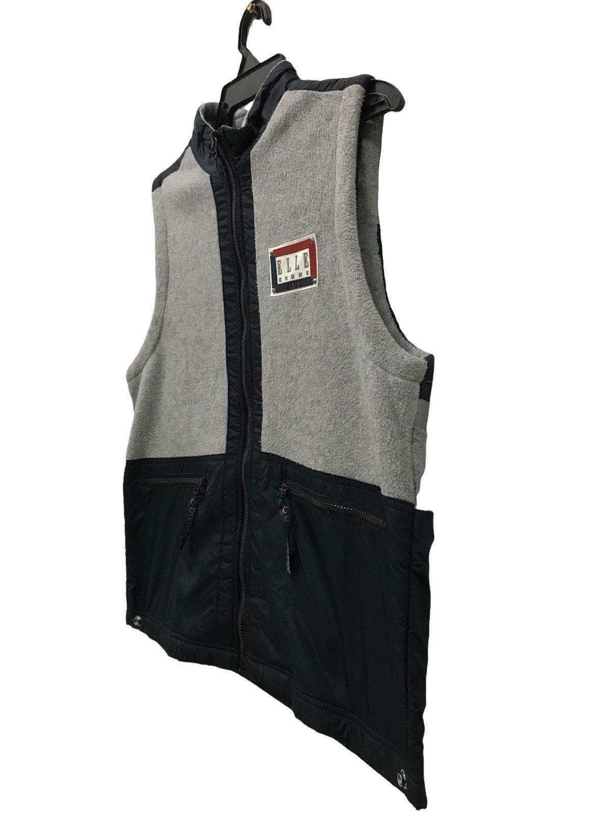 Designer ELLE HOMME DYERSBURG PERFOMANCE FABRICS SLEEVELESS JACKET Size US M / EU 48-50 / 2 - 3 Thumbnail