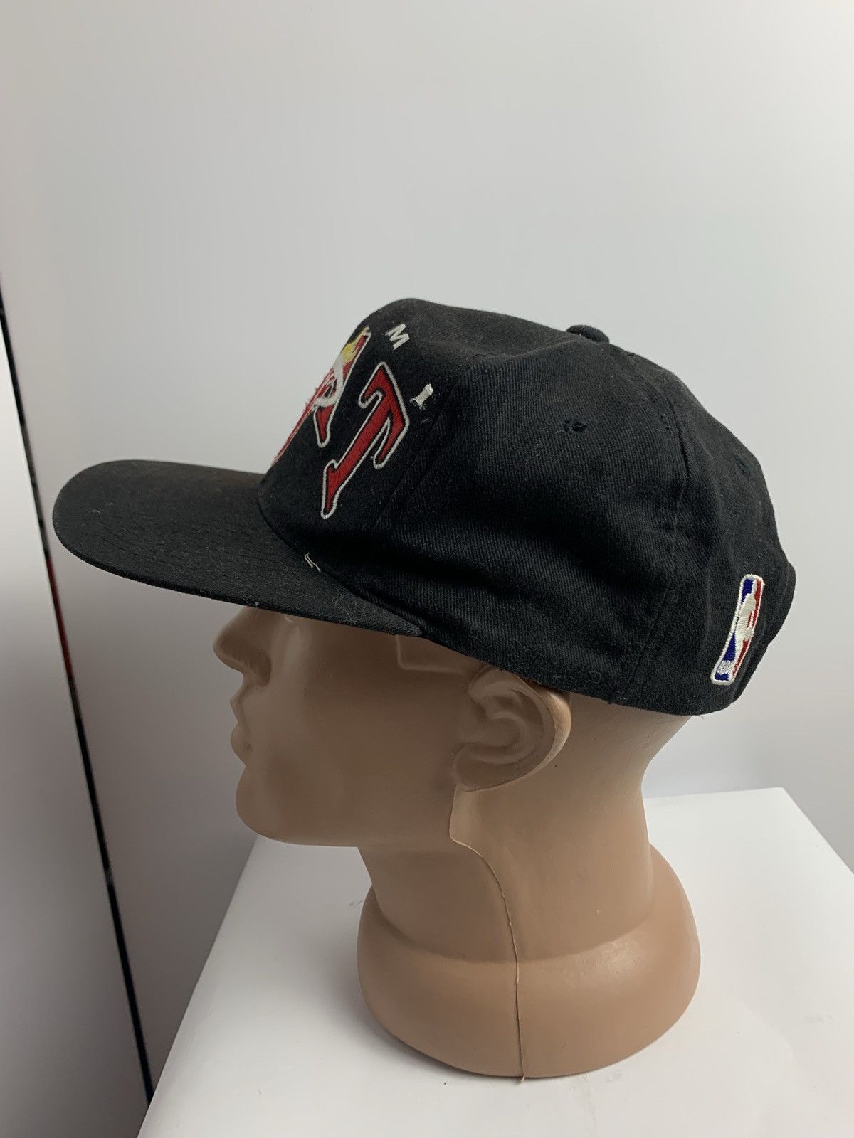 NBA Vintage Cap Miami Heat Big logo starter Size ONE SIZE - 4 Thumbnail