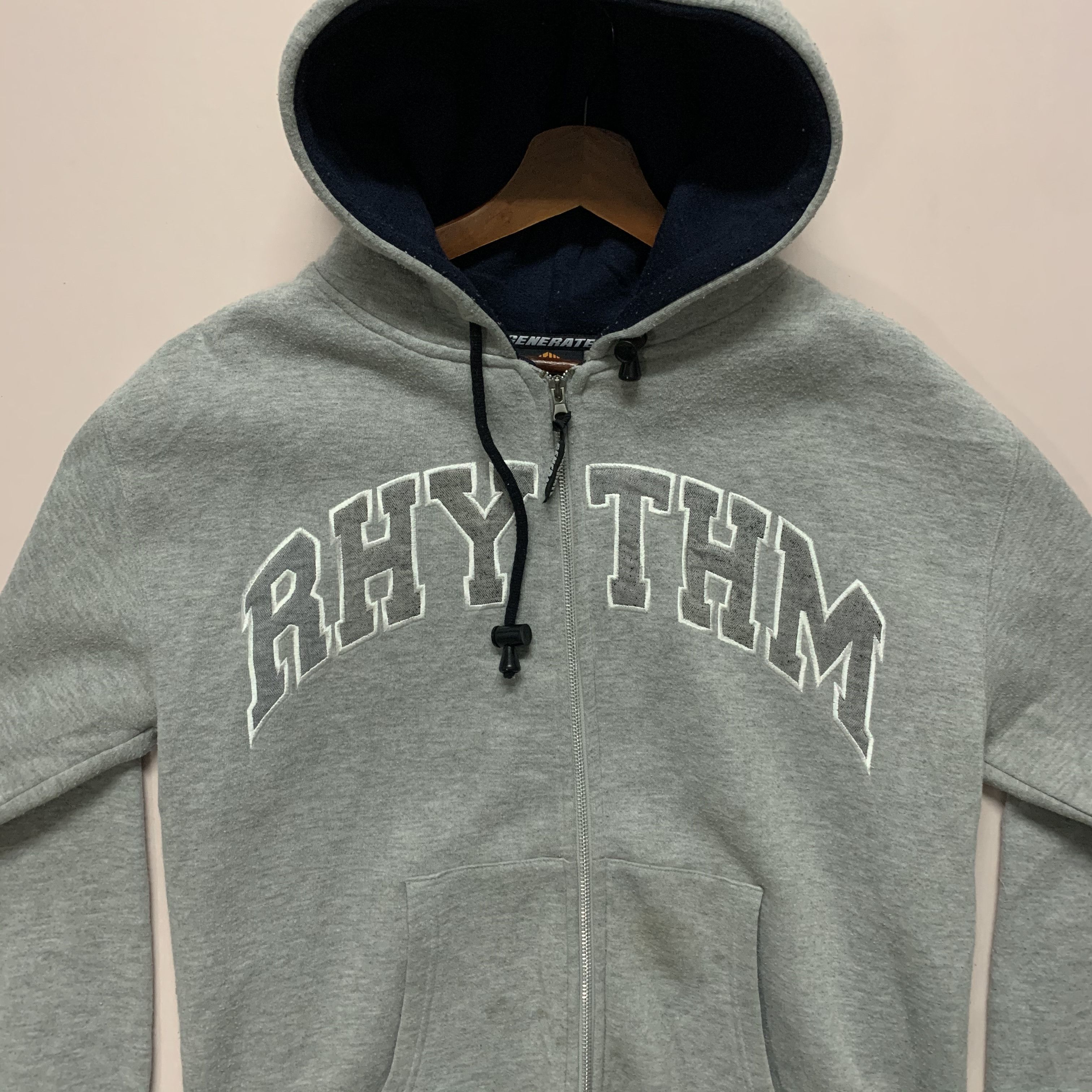 Rhythm Vintage Generate Rhythm Hooded Spell Out Sweatshirt Size US L / EU 52-54 / 3 - 2 Thumbnail