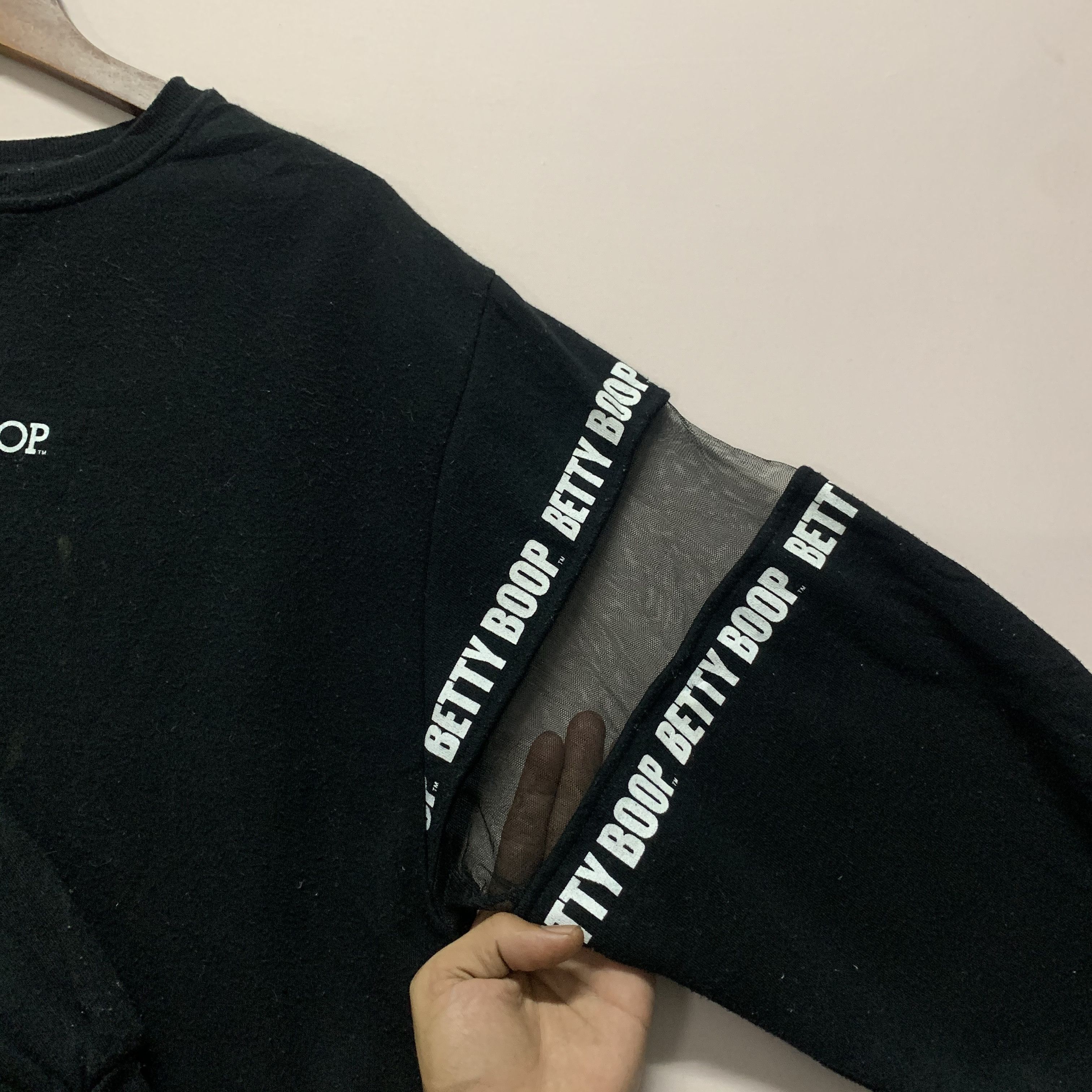 Japanese Brand Vintage Betty Boop x Strange Heaven Crewneck Sweatshirt Size US M / EU 48-50 / 2 - 2 Thumbnail