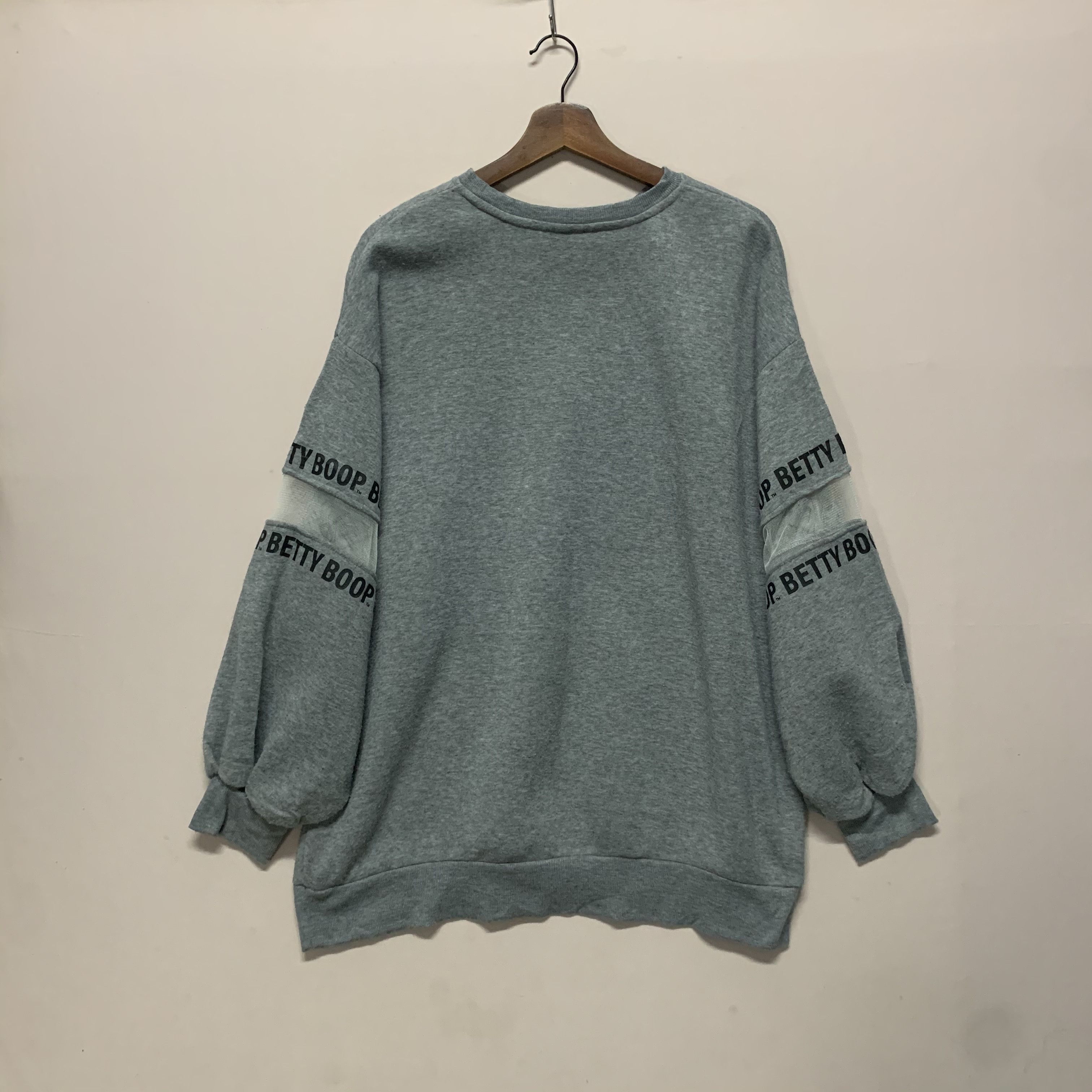 Japanese Brand Vintage Betty Boop x Strange Heaven Crewneck Sweatshirt Size US L / EU 52-54 / 3 - 7 Thumbnail