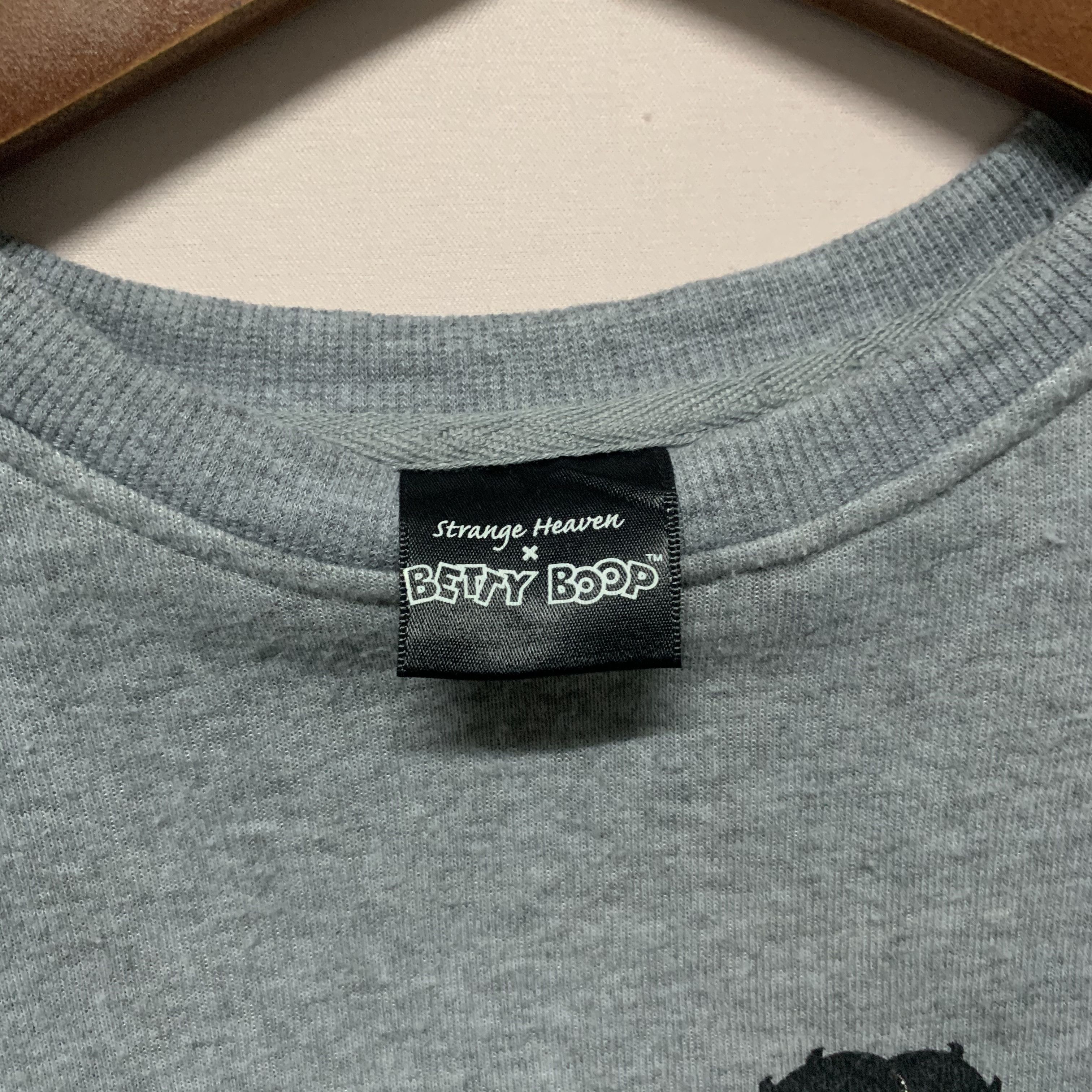 Japanese Brand Vintage Betty Boop x Strange Heaven Crewneck Sweatshirt Size US L / EU 52-54 / 3 - 4 Thumbnail