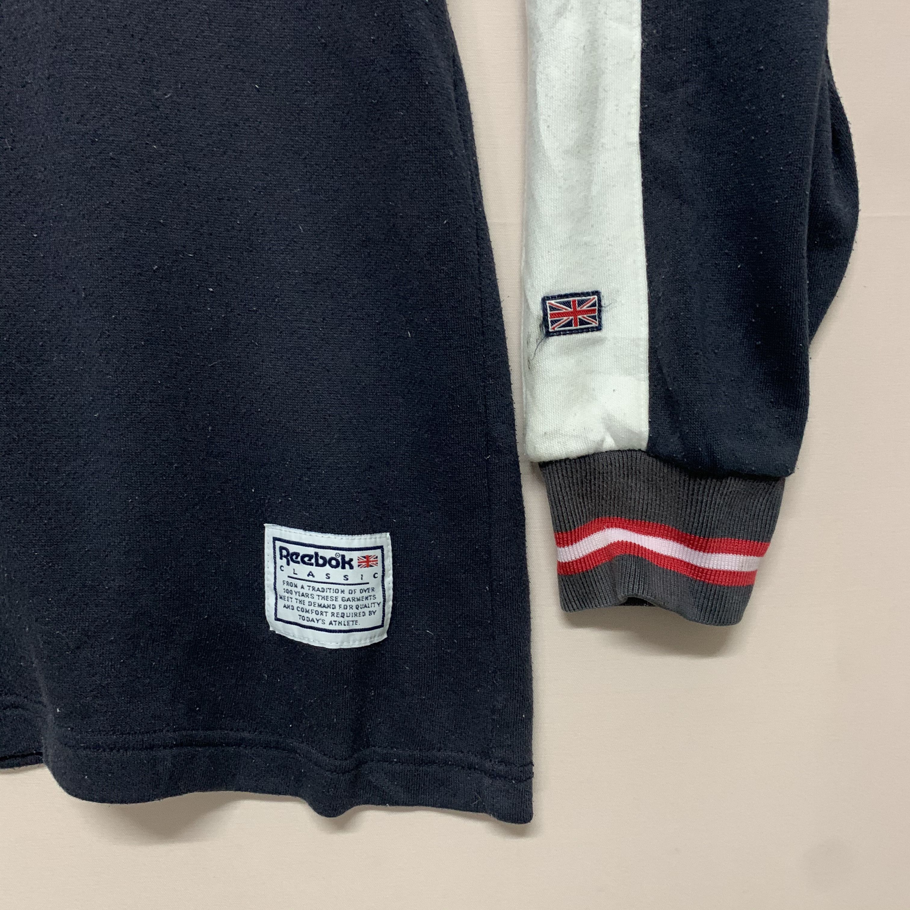 Reebok Vintage Reebok Classic Spell Out Crewneck Sweater Size US M / EU 48-50 / 2 - 5 Thumbnail