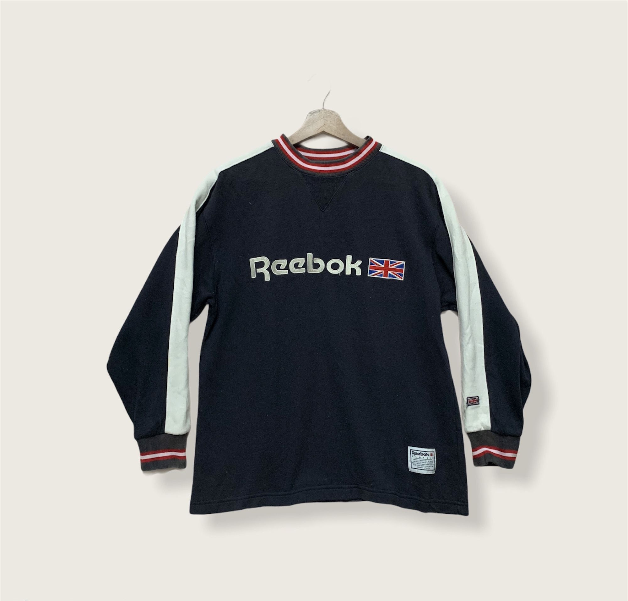 Reebok Vintage Reebok Classic Spell Out Crewneck Sweater Size US M / EU 48-50 / 2 - 1 Thumbnail