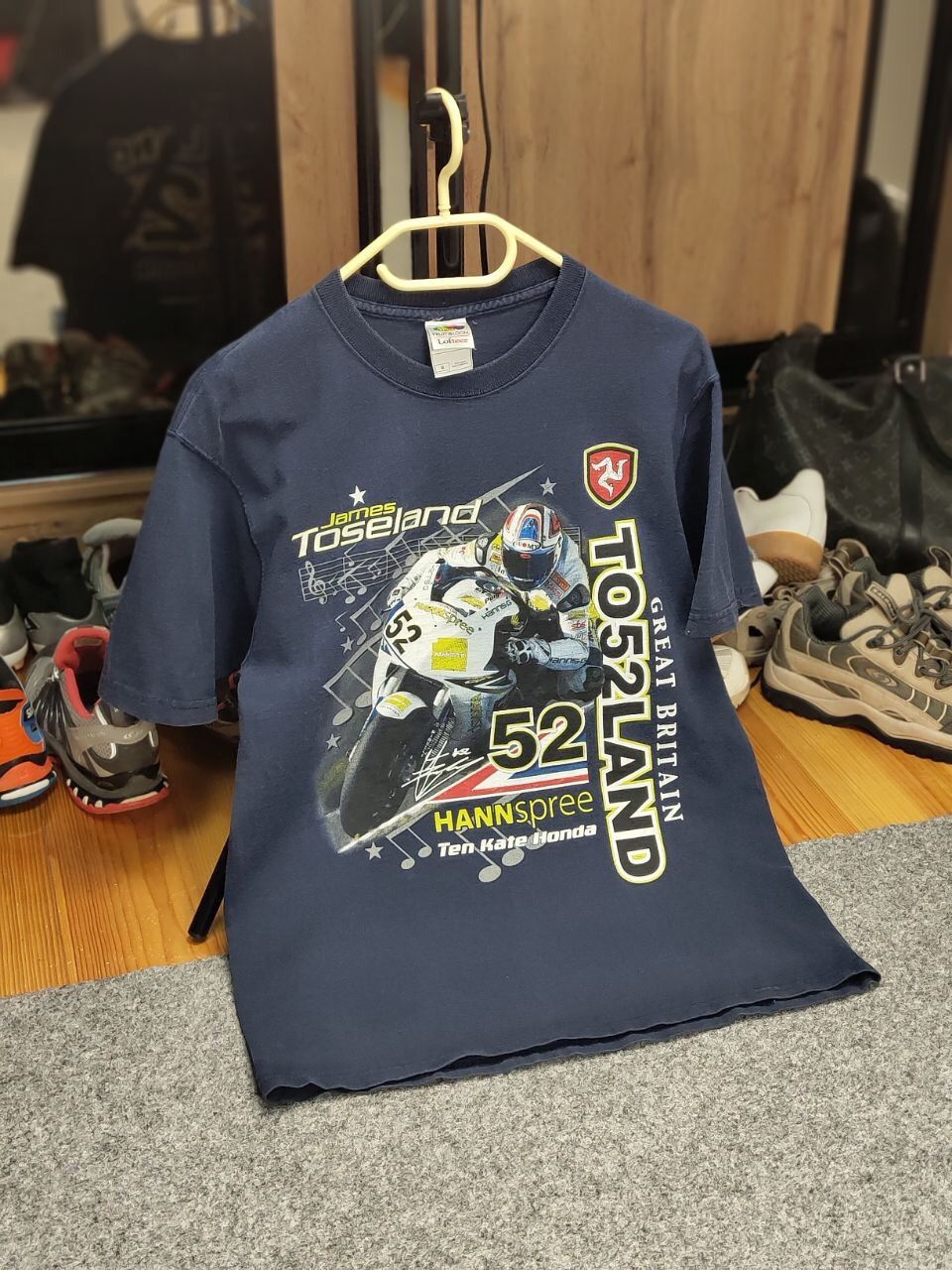Vintage Vintage Honda Racing Motorcycle James Toseland T Shirt Tee Size US M / EU 48-50 / 2 - 17 Thumbnail