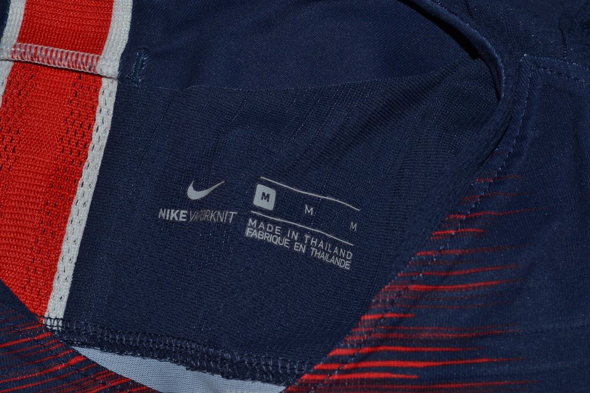 Nike PSG 2018 Home Football Shirt Soccer NIke Jersey Player Issue Size US M / EU 48-50 / 2 - 6 Thumbnail