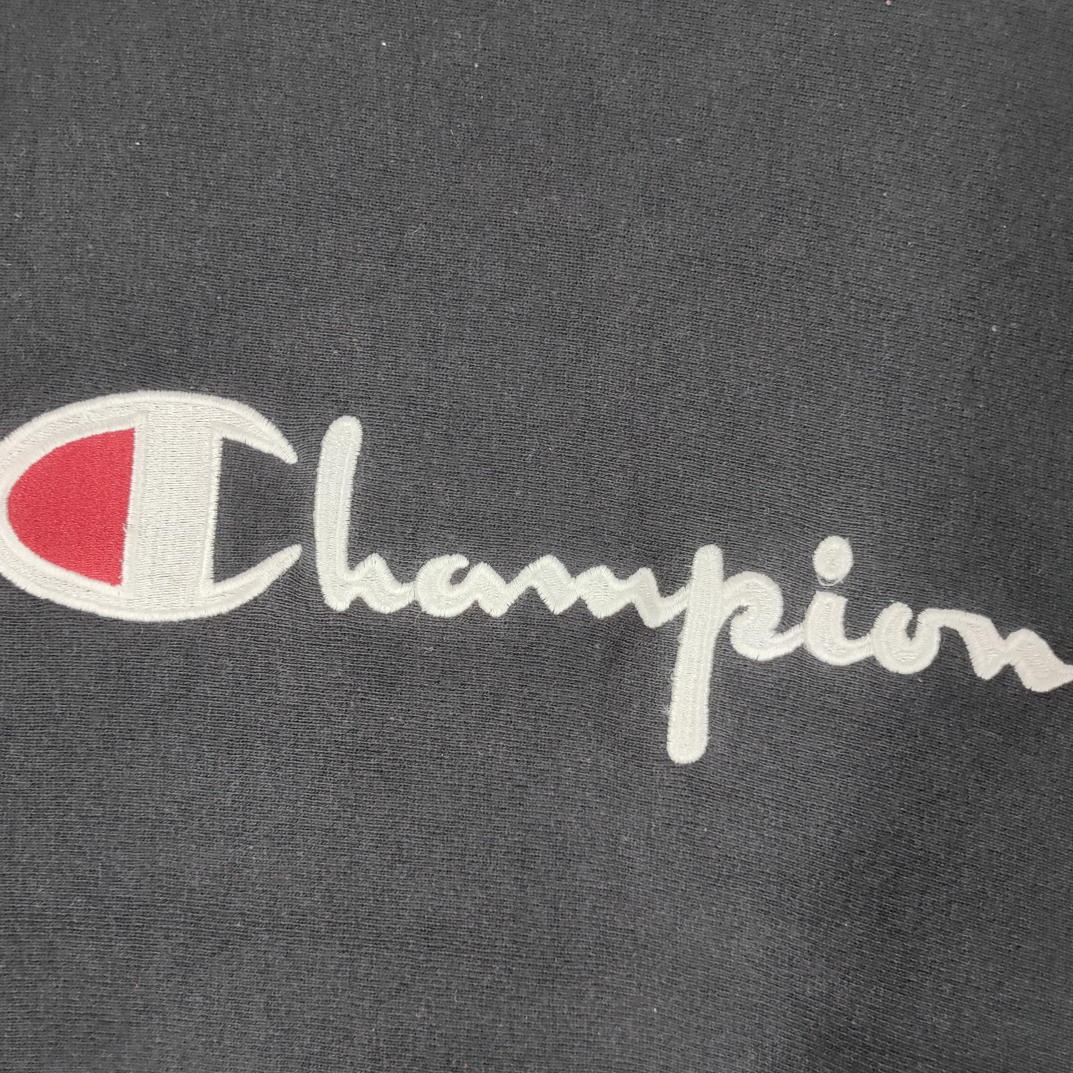 Champion Vintage CHAMPION Embroidery Spellout Patches Sweatshirt Size US M / EU 48-50 / 2 - 2 Thumbnail