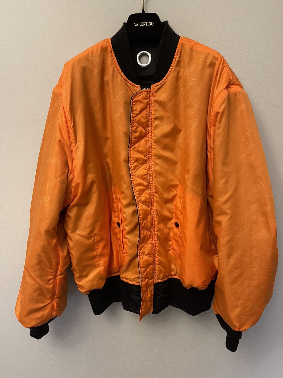 Vetements (💥Grail💥BNWT)Vetements 19ss Reversible QR code Bomber Jacket Size US S / EU 44-46 / 1 - 7 Thumbnail