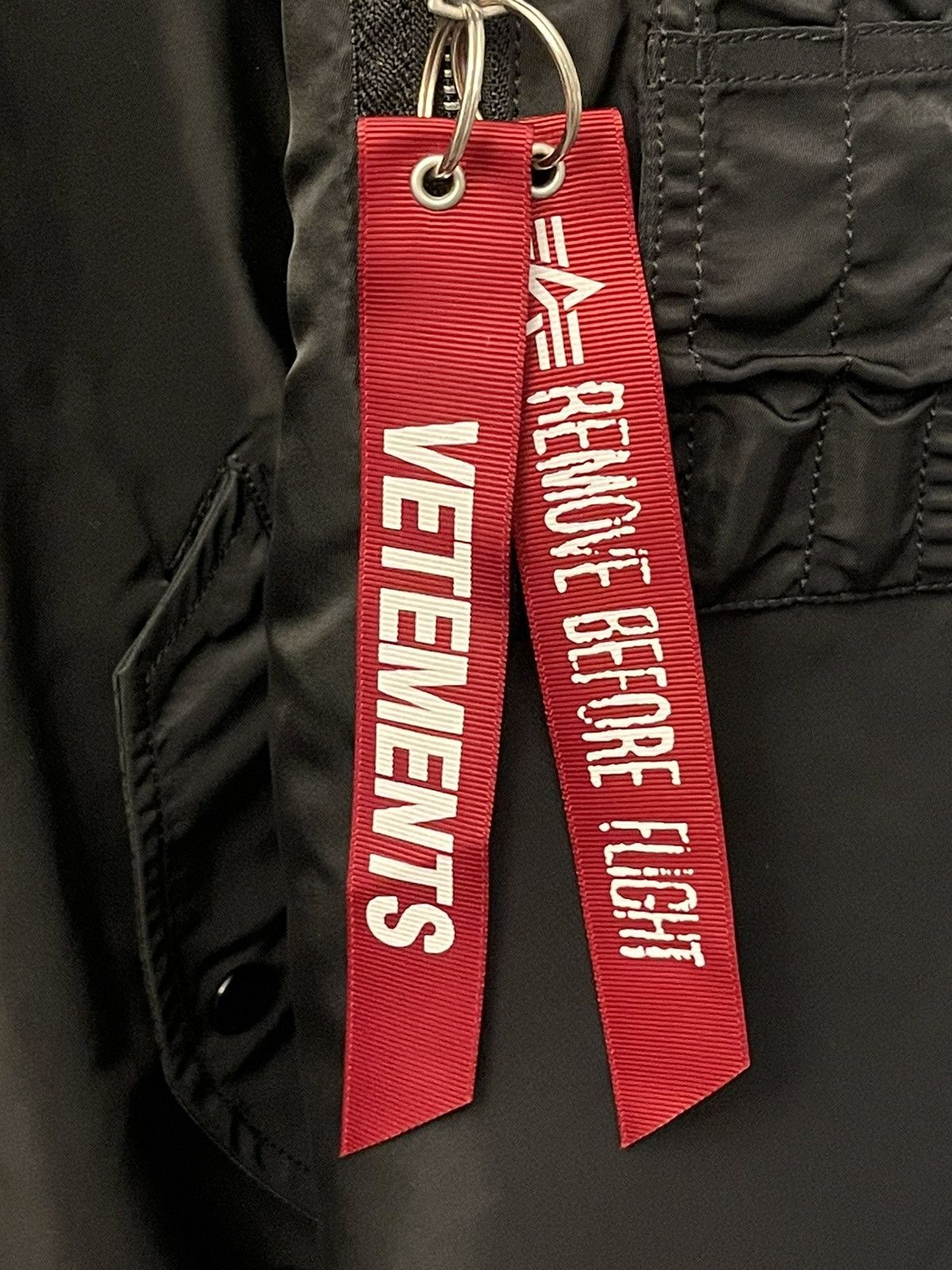 Vetements (💥Grail💥BNWT)Vetements 19ss Reversible QR code Bomber Jacket Size US S / EU 44-46 / 1 - 3 Thumbnail