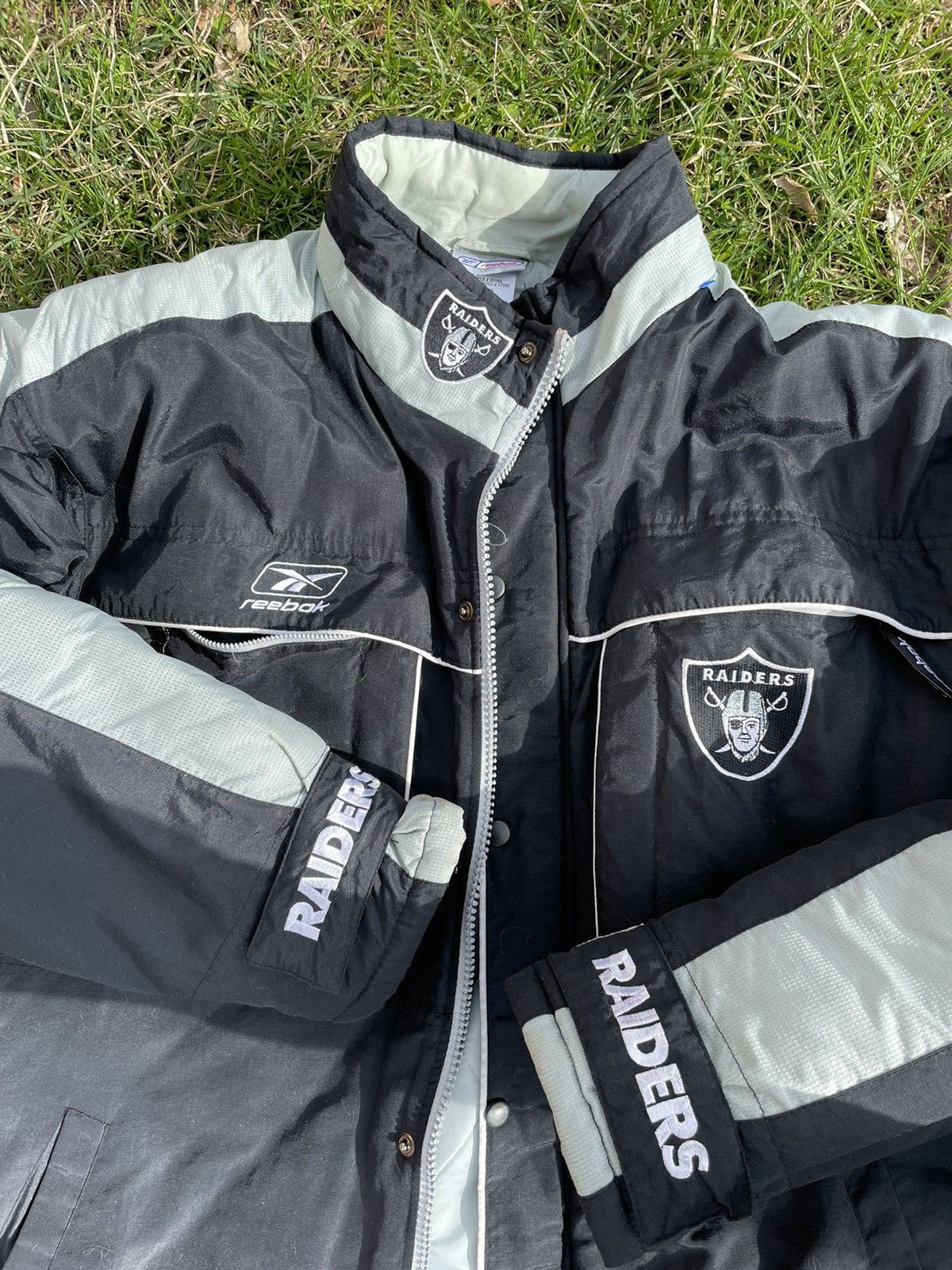 Vintage NFL/ Reebok Raiders Jogger Jacket- high quality Large