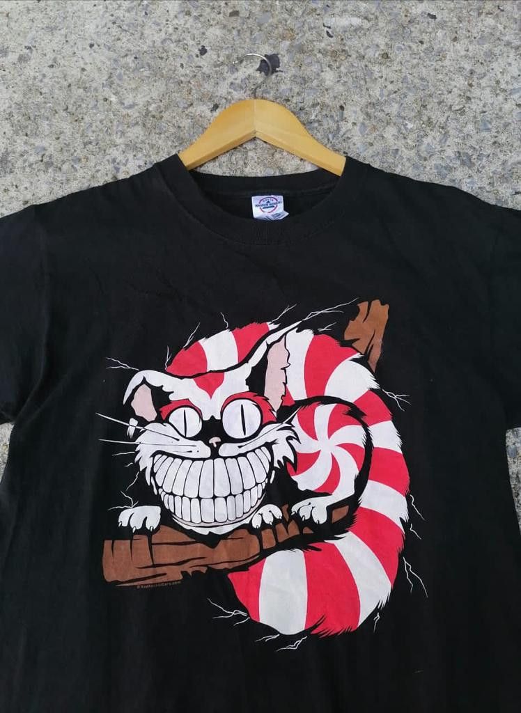 Delta × Disney Alice In Wonderland Cheshire the Cat Andazia Tee Size US M / EU 48-50 / 2 - 2 Thumbnail