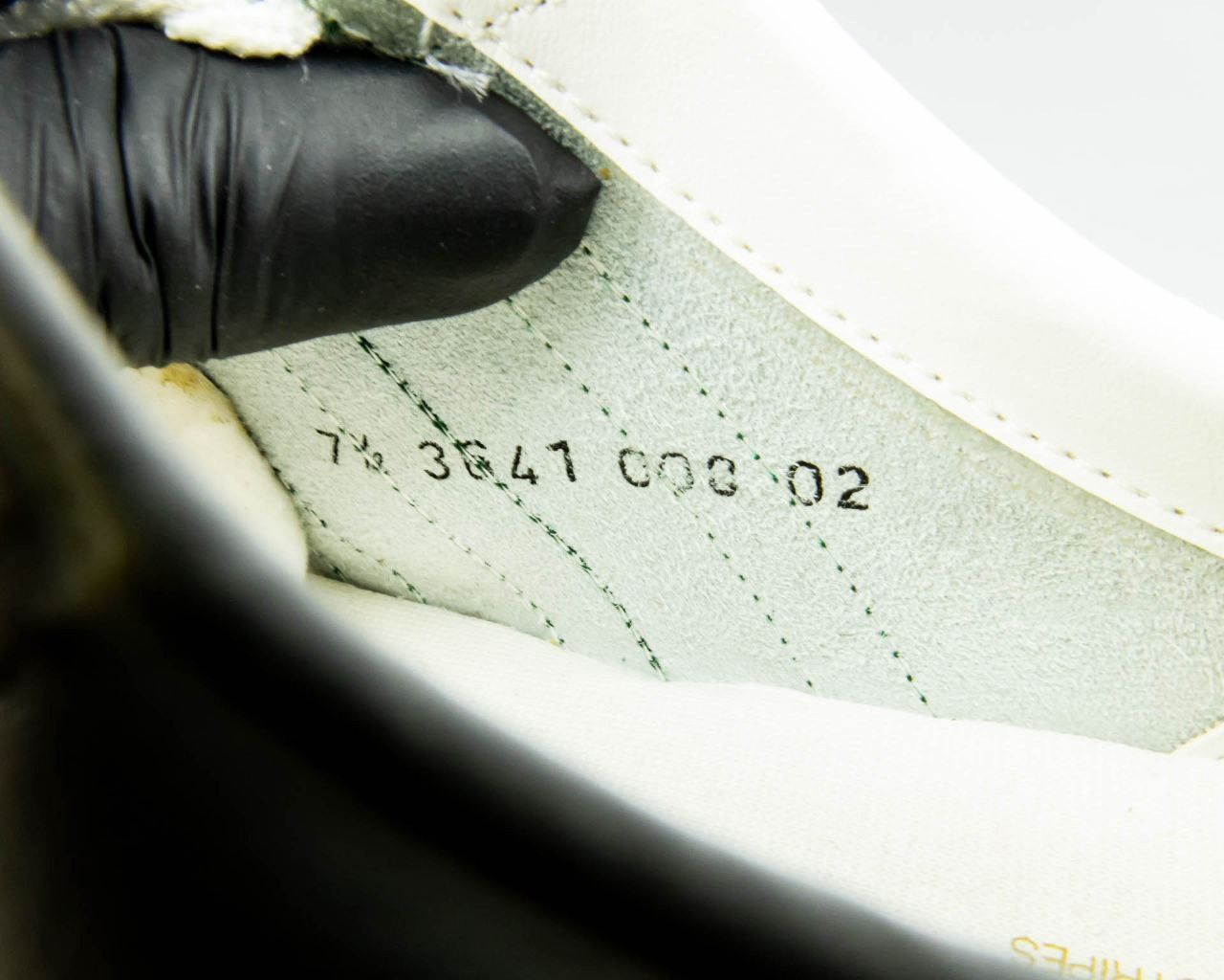 Adidas Adidas Universal West Germany Size US 7.5 / EU 40-41 - 8 Thumbnail