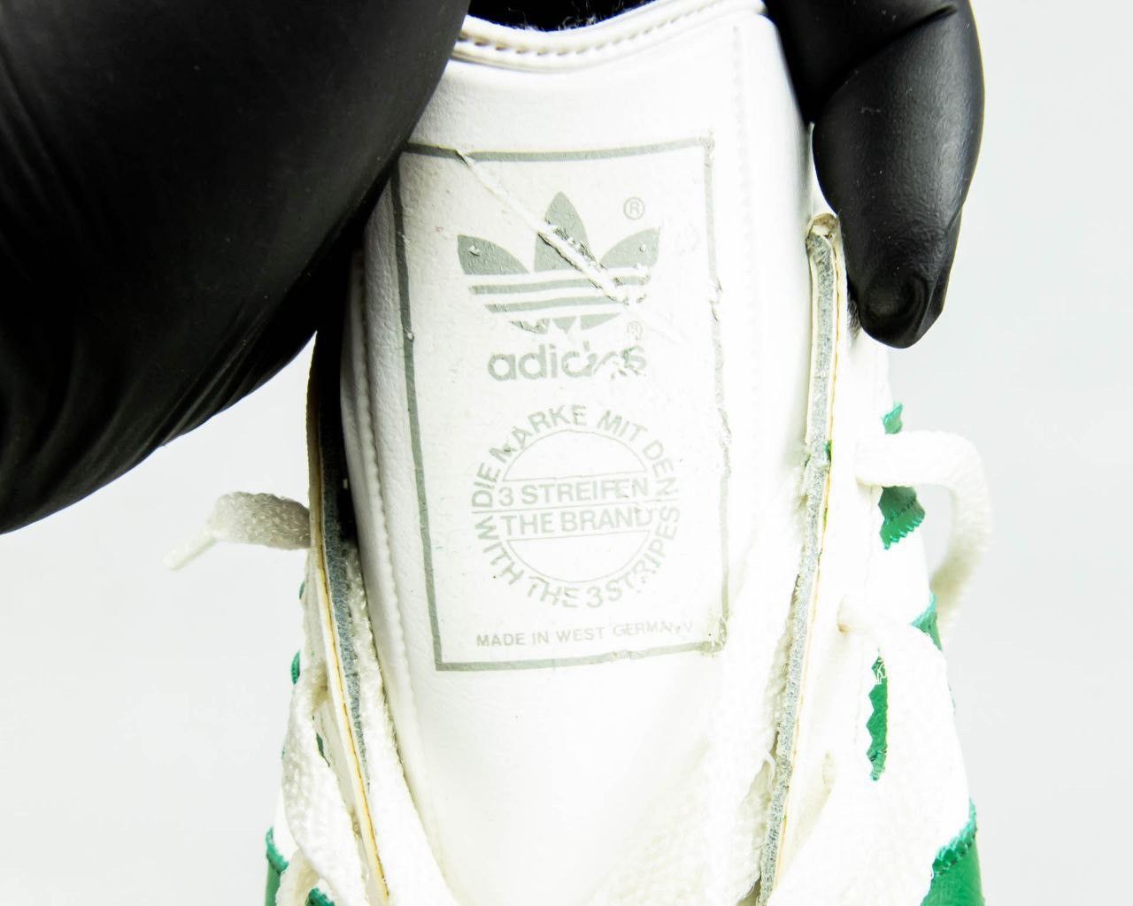 Adidas Adidas Universal West Germany Size US 7.5 / EU 40-41 - 7 Thumbnail